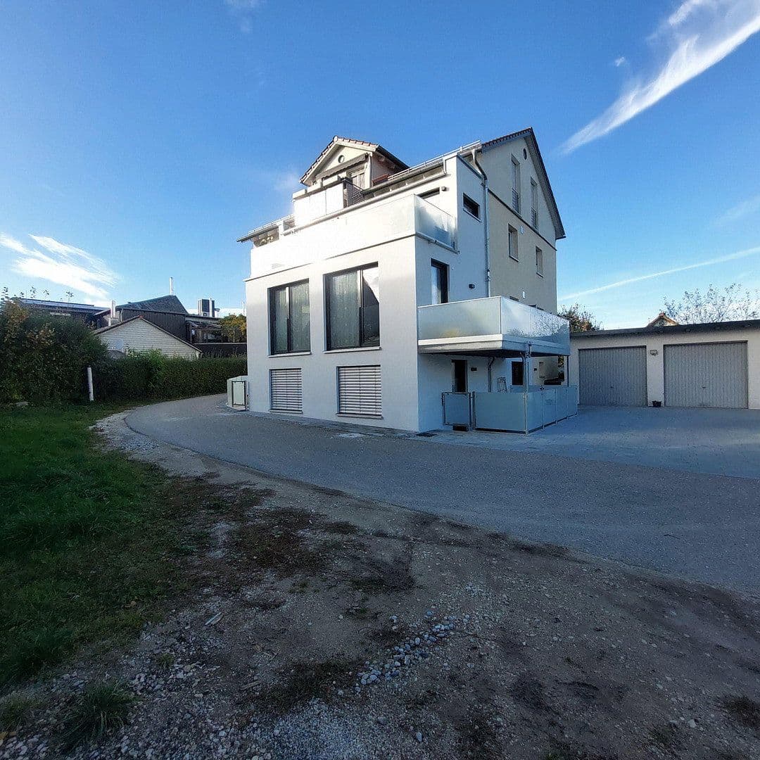 3 bedroom with open-plan kitchen flat to rent, 117 m², Hemau, Bavaria 3 bedroom with open-plan kitchen flat to rent, 117 m², Hemau, Bavaria