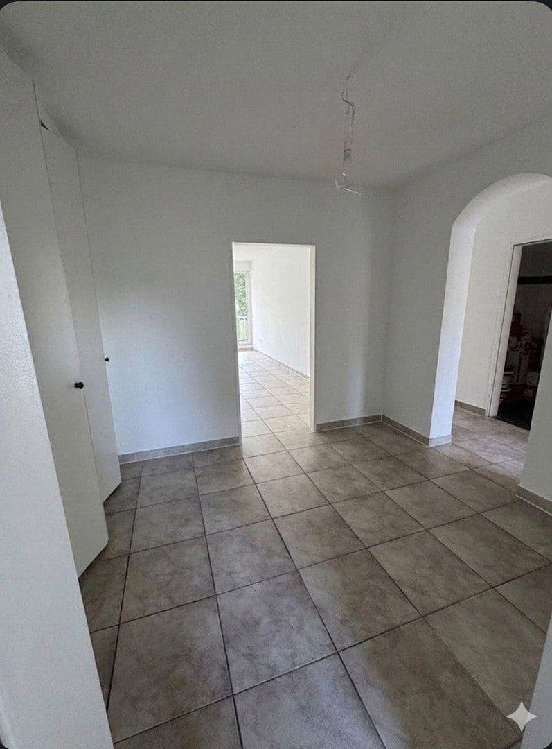 3 bedroom flat to rent, 89 m², Heerdter Landstr. 11, Düsseldorf, North Rhine-Westphalia 3 bedroom flat to rent, 89 m², Heerdter Landstr. 11, Düsseldorf, North Rhine-Westphalia
