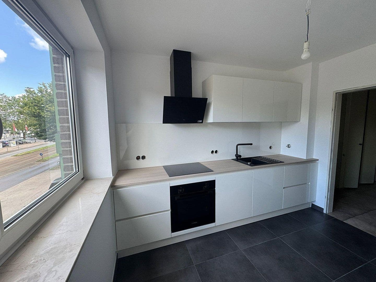 3 bedroom flat to rent, 89 m², Heerdter Landstr. 11, Düsseldorf, North Rhine-Westphalia 3 bedroom flat to rent, 89 m², Heerdter Landstr. 11, Düsseldorf, North Rhine-Westphalia