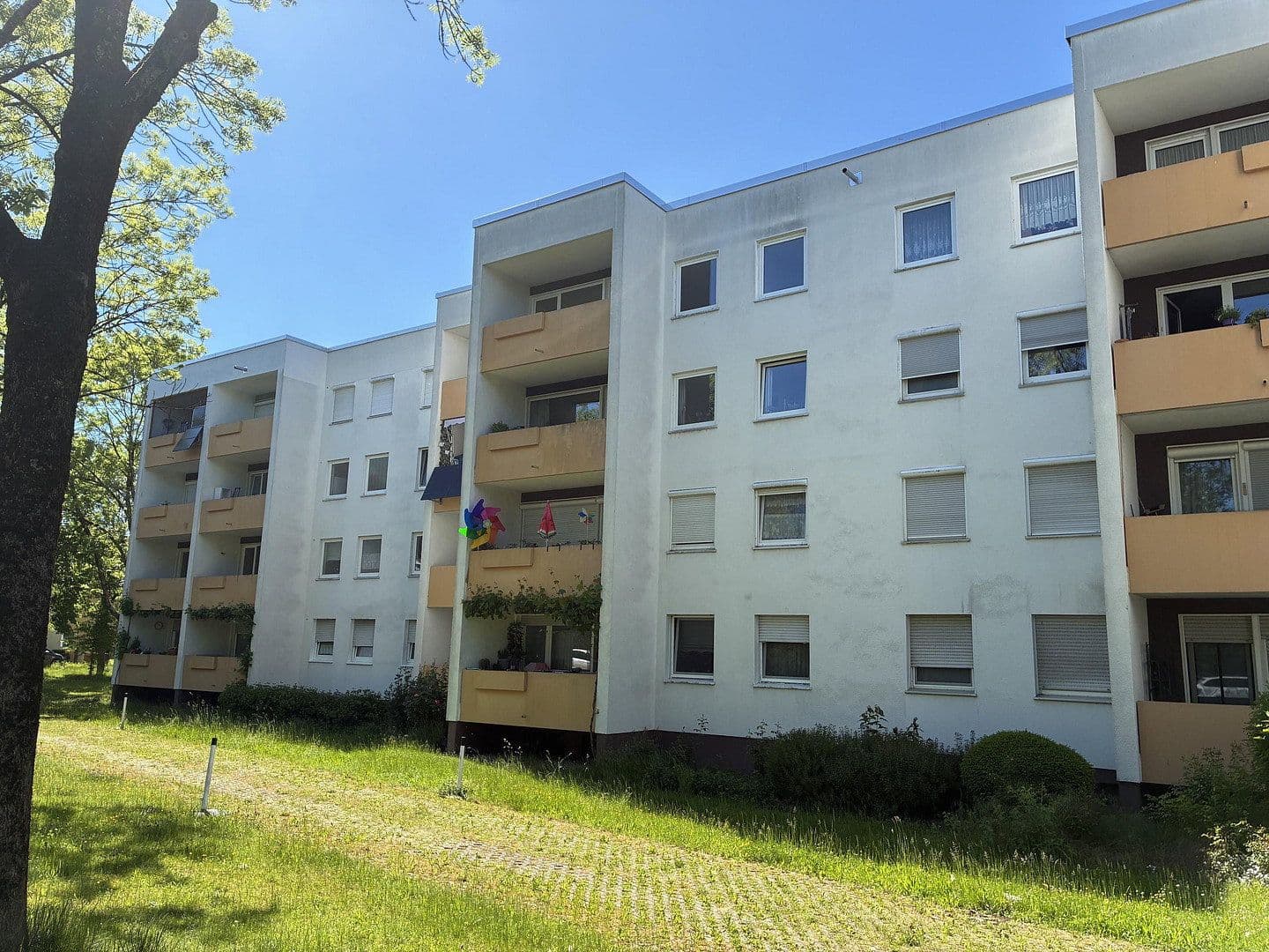 3 bedroom flat to rent, 82 m², Konrad-Adenauer-Str. 9, Fürstenfeldbruck, Bavaria 3 bedroom flat to rent, 82 m², Konrad-Adenauer-Str. 9, Fürstenfeldbruck, Bavaria