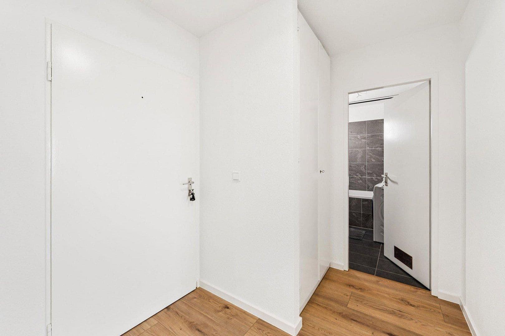 1 bedroom with open-plan kitchen flat to rent, 82 m², Hauptstrasse 160, Weil am Rhein, Baden-Württemberg 1 bedroom with open-plan kitchen flat to rent, 82 m², Hauptstrasse 160, Weil am Rhein, Baden-Württemberg