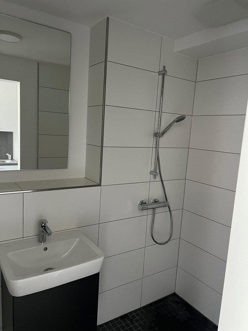 1 bedroom flat to rent, 22 m², Lyoner Straße 11 / 11a, Frankfurt am Main-Niederrad, Hesse 1 bedroom flat to rent, 22 m², Lyoner Straße 11 / 11a, Frankfurt am Main-Niederrad, Hesse