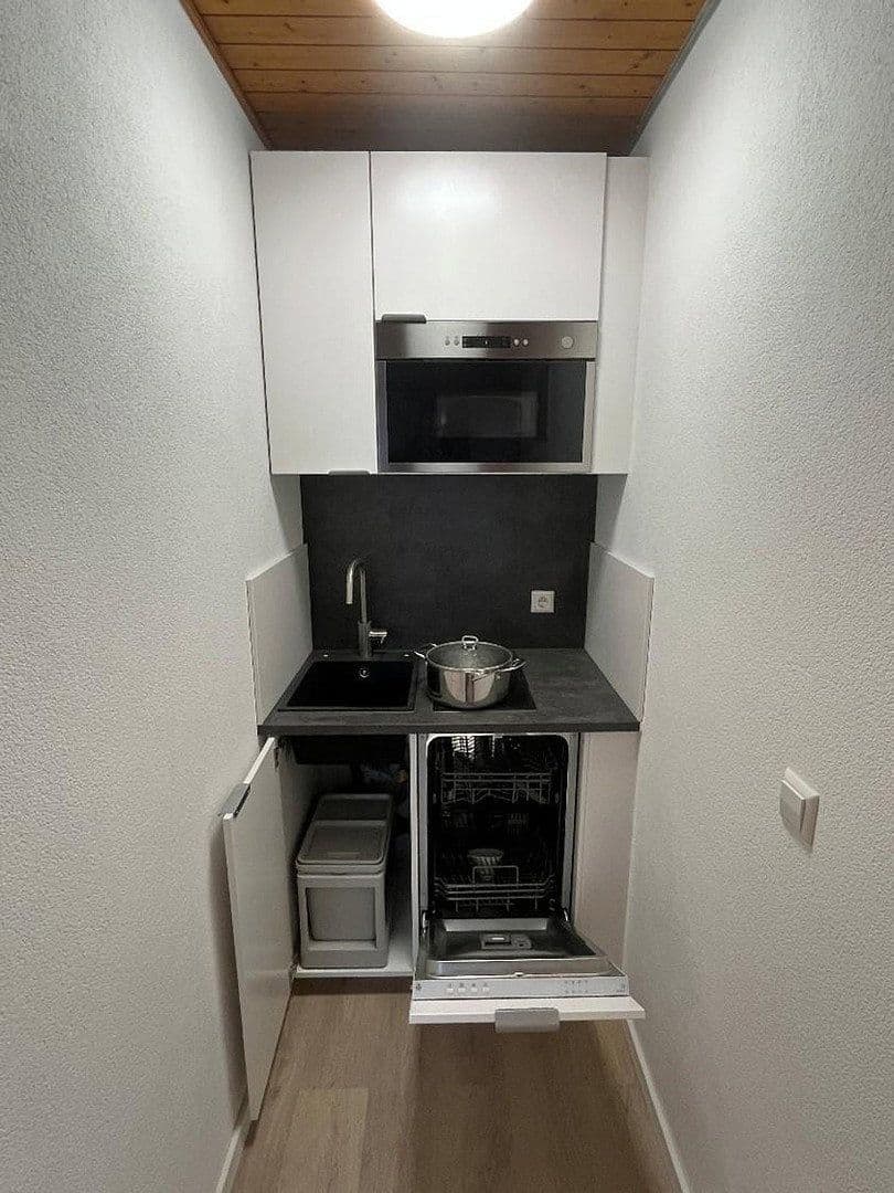 1 bedroom flat to rent, 18 m², Mühlstraße 50, Nürtingen, Baden-Württemberg 1 bedroom flat to rent, 18 m², Mühlstraße 50, Nürtingen, Baden-Württemberg