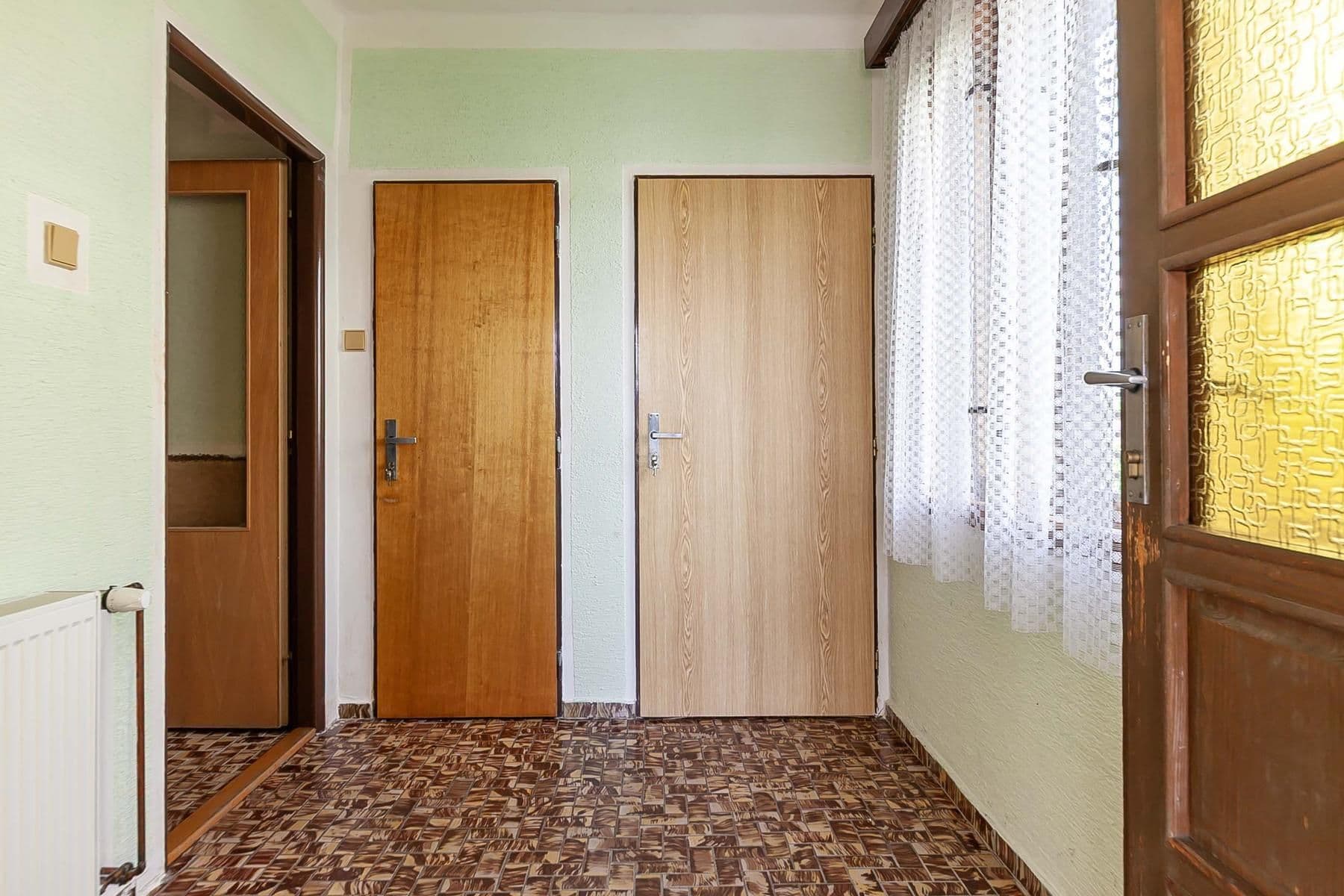 house for sale, 270 m², B. Němcové, Uhlířské Janovice, Středočeský Region house for sale, 270 m², B. Němcové, Uhlířské Janovice, Středočeský Region