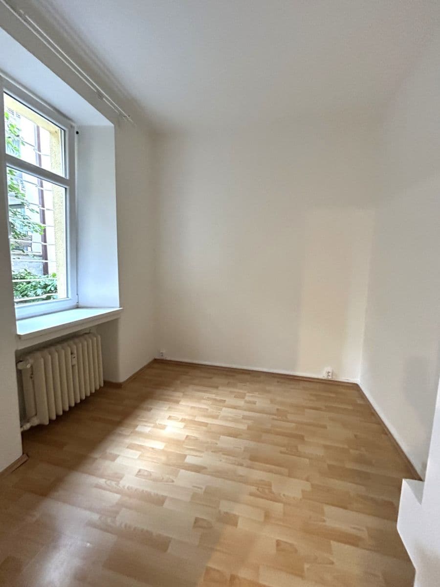2 bedroom with open-plan kitchen flat to rent, 75 m², Kandertova, Prague, Prague 2 bedroom with open-plan kitchen flat to rent, 75 m², Kandertova, Prague, Prague