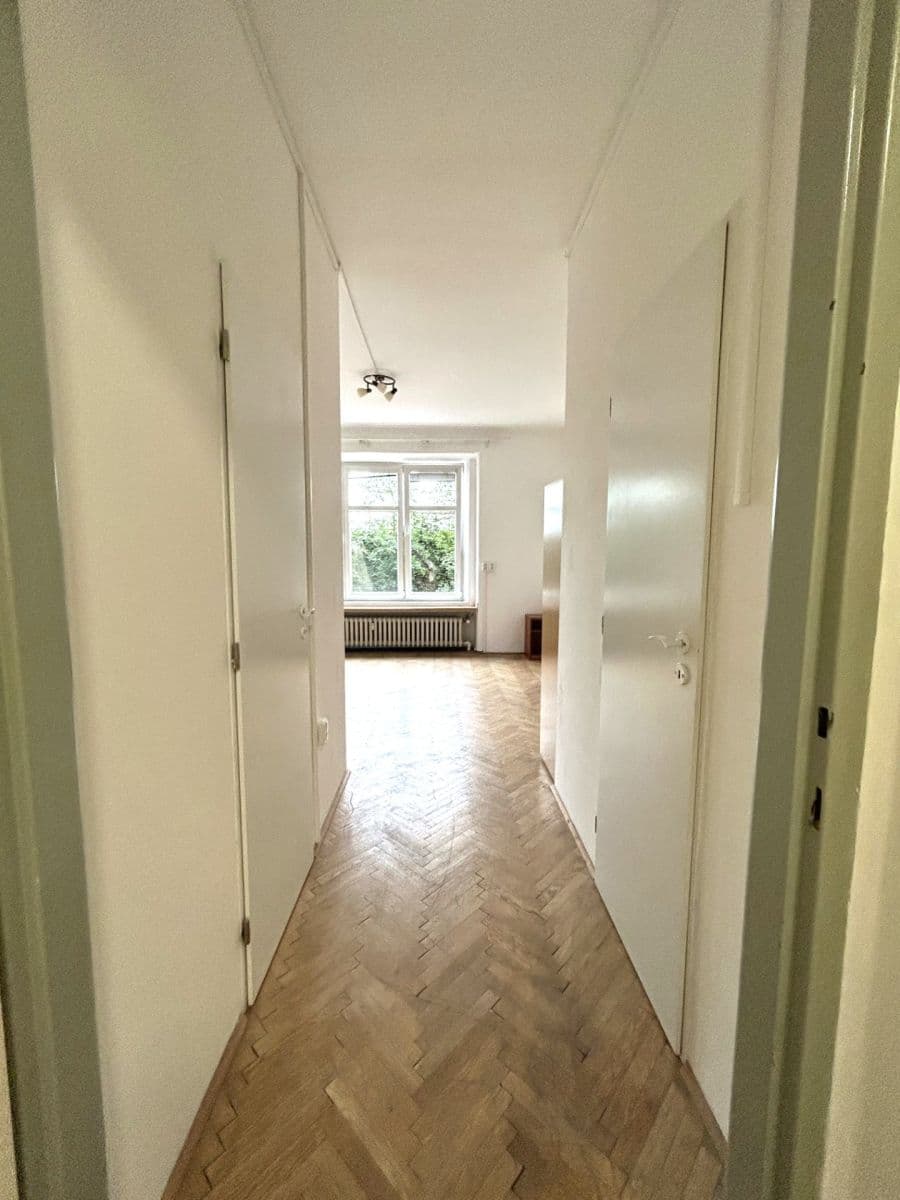 2 bedroom with open-plan kitchen flat to rent, 75 m², Kandertova, Prague, Prague 2 bedroom with open-plan kitchen flat to rent, 75 m², Kandertova, Prague, Prague