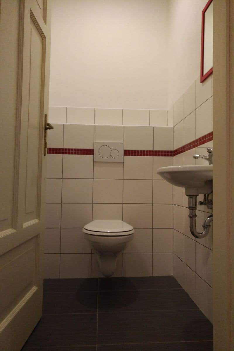 3 bedroom with open-plan kitchen flat to rent, 95 m², Kroftova, Prague, Prague 3 bedroom with open-plan kitchen flat to rent, 95 m², Kroftova, Prague, Prague