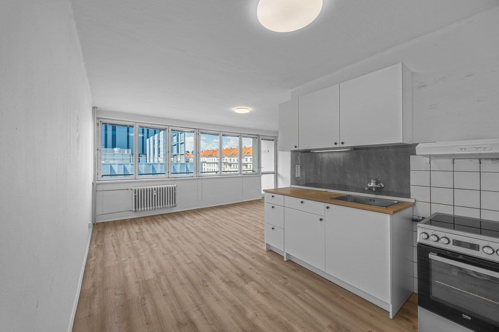 2 bedroom with open-plan kitchen flat to rent, 75 m², Banskobystrická, Prague, Prague 2 bedroom with open-plan kitchen flat to rent, 75 m², Banskobystrická, Prague, Prague