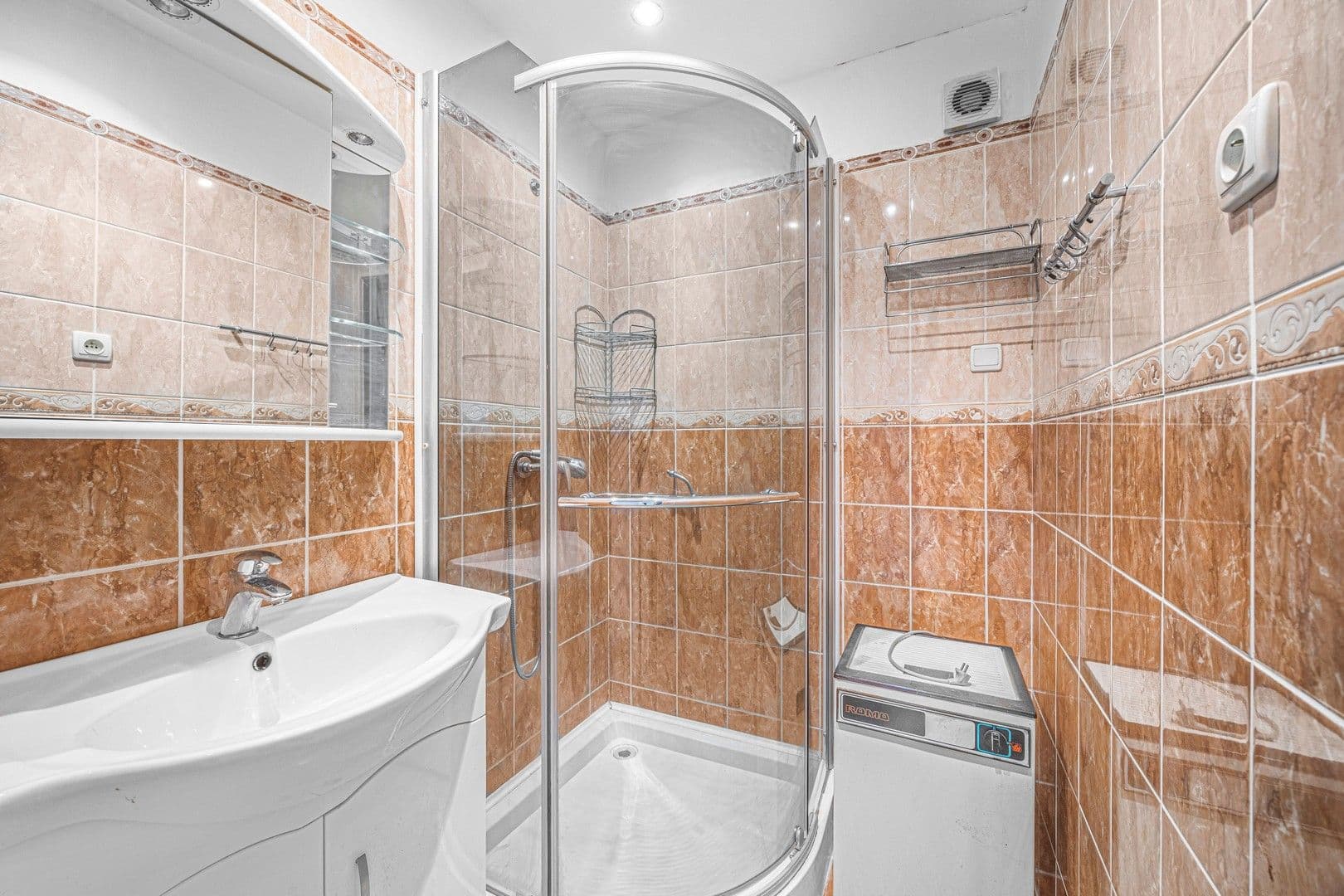 2 bedroom with open-plan kitchen flat to rent, 75 m², Banskobystrická, Prague, Prague 2 bedroom with open-plan kitchen flat to rent, 75 m², Banskobystrická, Prague, Prague