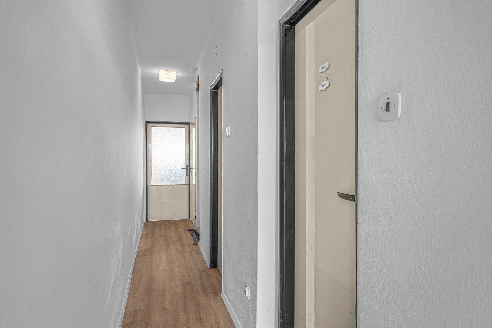 2 bedroom with open-plan kitchen flat to rent, 75 m², Banskobystrická, Prague, Prague 2 bedroom with open-plan kitchen flat to rent, 75 m², Banskobystrická, Prague, Prague