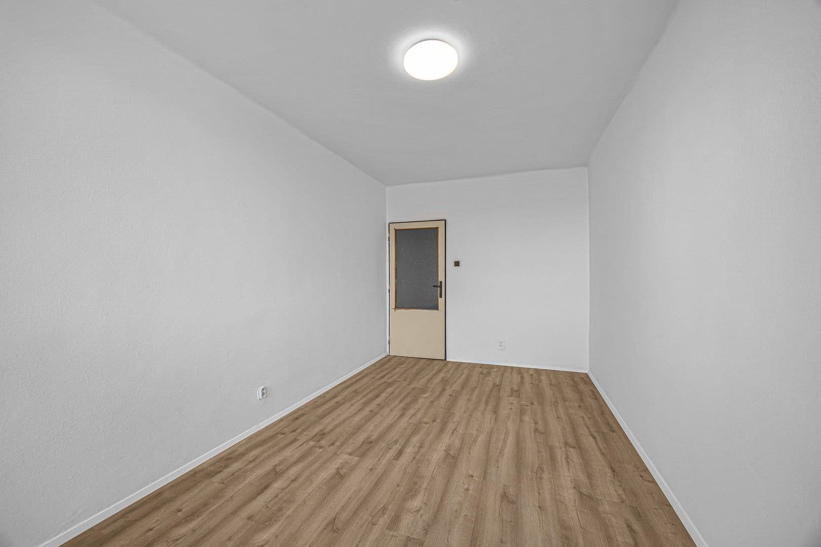 2 bedroom with open-plan kitchen flat to rent, 75 m², Banskobystrická, Prague, Prague 2 bedroom with open-plan kitchen flat to rent, 75 m², Banskobystrická, Prague, Prague