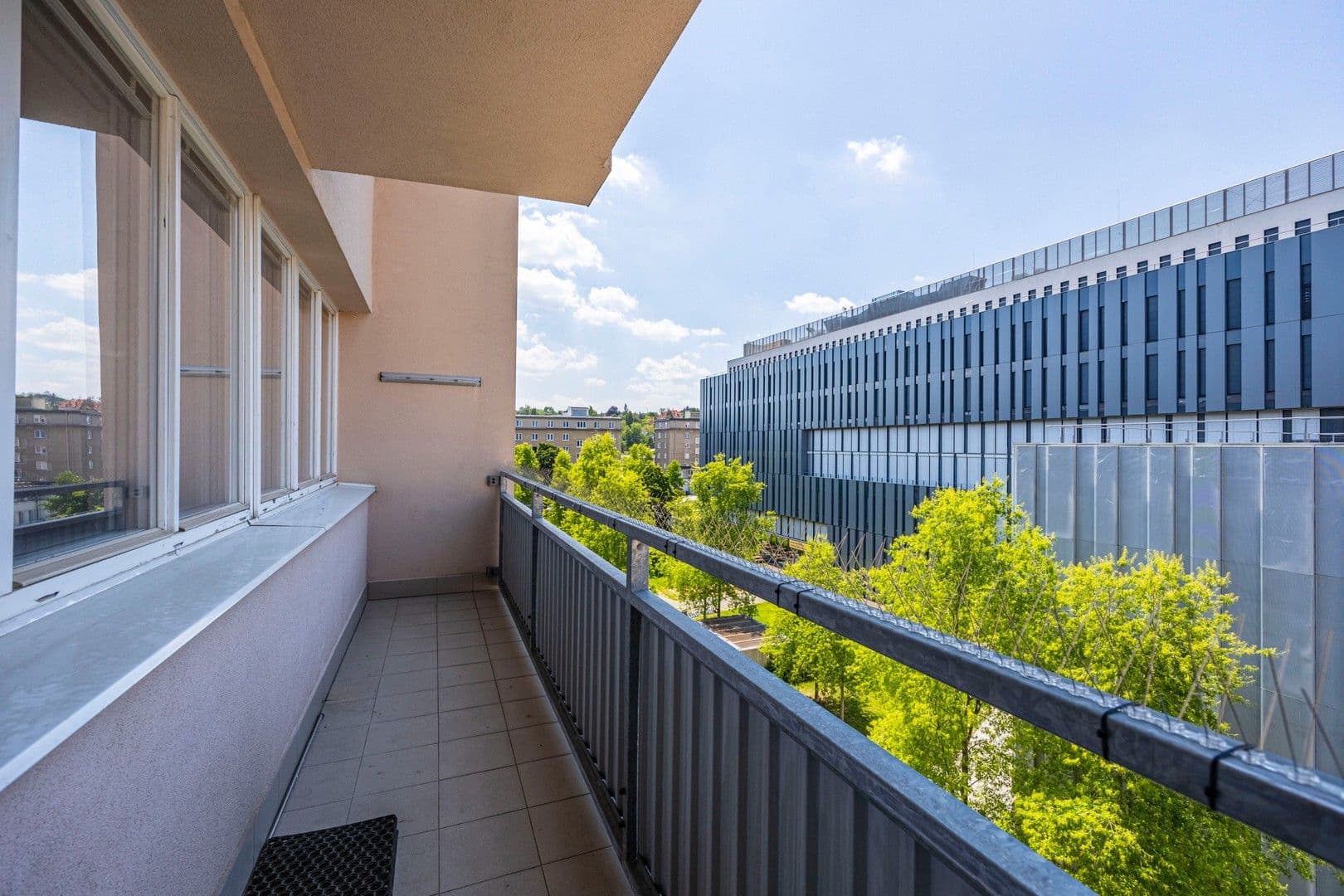 2 bedroom with open-plan kitchen flat to rent, 75 m², Banskobystrická, Prague, Prague 2 bedroom with open-plan kitchen flat to rent, 75 m², Banskobystrická, Prague, Prague
