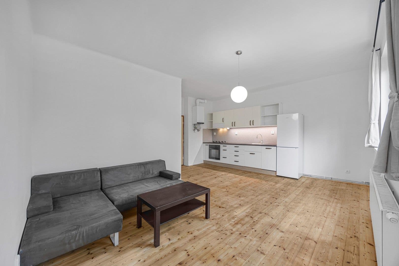 1 bedroom with open-plan kitchen flat to rent, 42 m², U nových domů I, Prague, Prague 1 bedroom with open-plan kitchen flat to rent, 42 m², U nových domů I, Prague, Prague