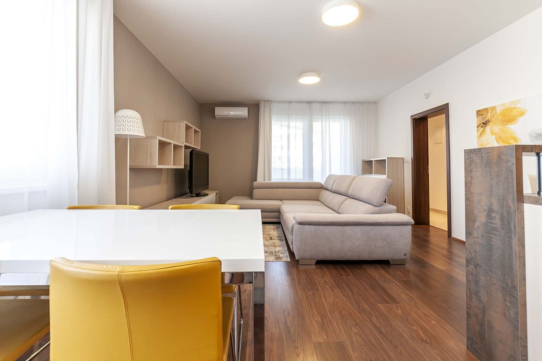 1 bedroom with open-plan kitchen flat for sale, 65 m², Mantovská, Prague, Prague 1 bedroom with open-plan kitchen flat for sale, 65 m², Mantovská, Prague, Prague