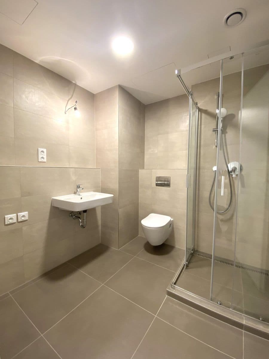 Studio flat to rent, 31 m², Nebřenická, Prague, Prague Studio flat to rent, 31 m², Nebřenická, Prague, Prague