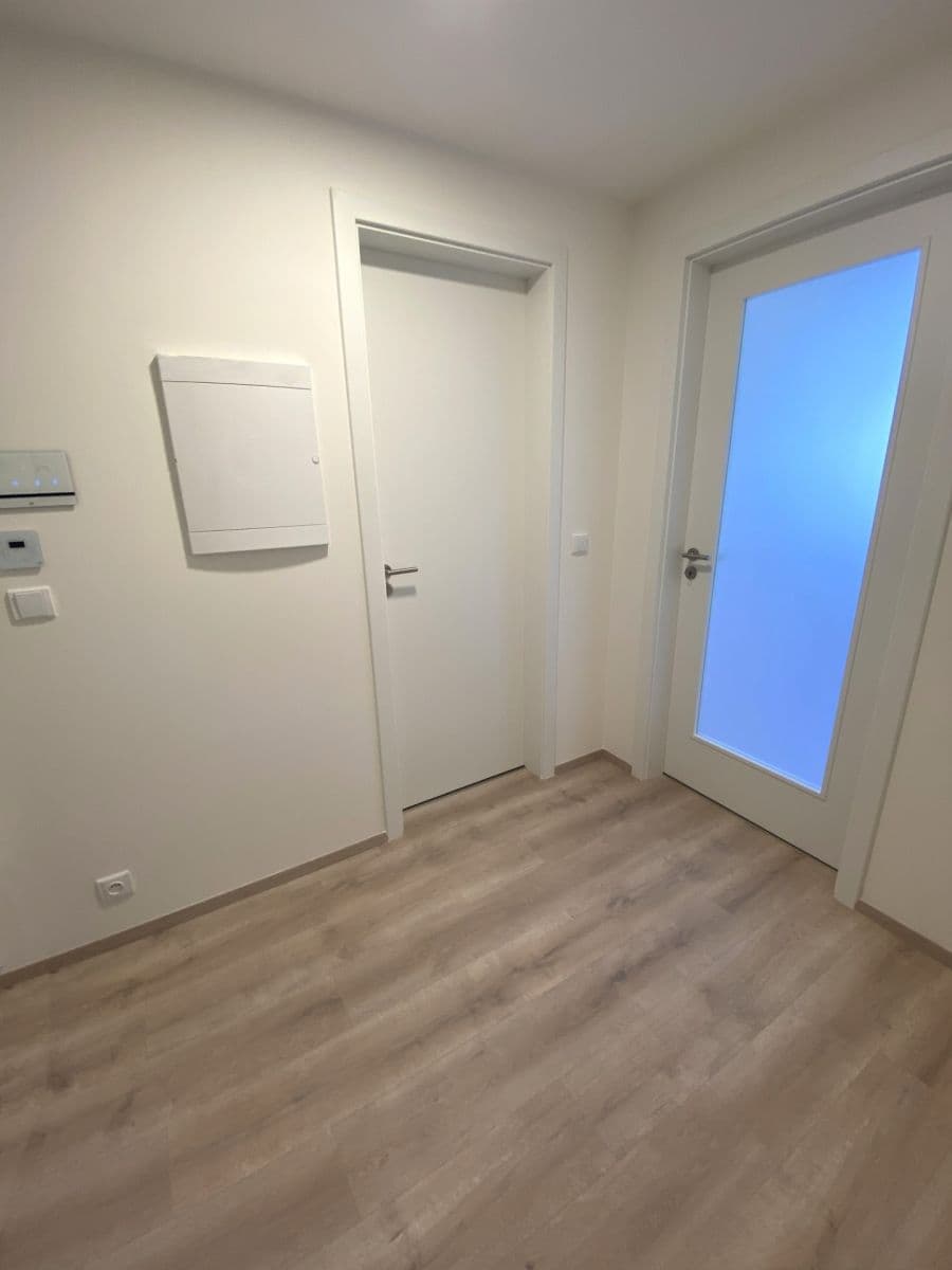 Studio flat to rent, 31 m², Nebřenická, Prague, Prague Studio flat to rent, 31 m², Nebřenická, Prague, Prague