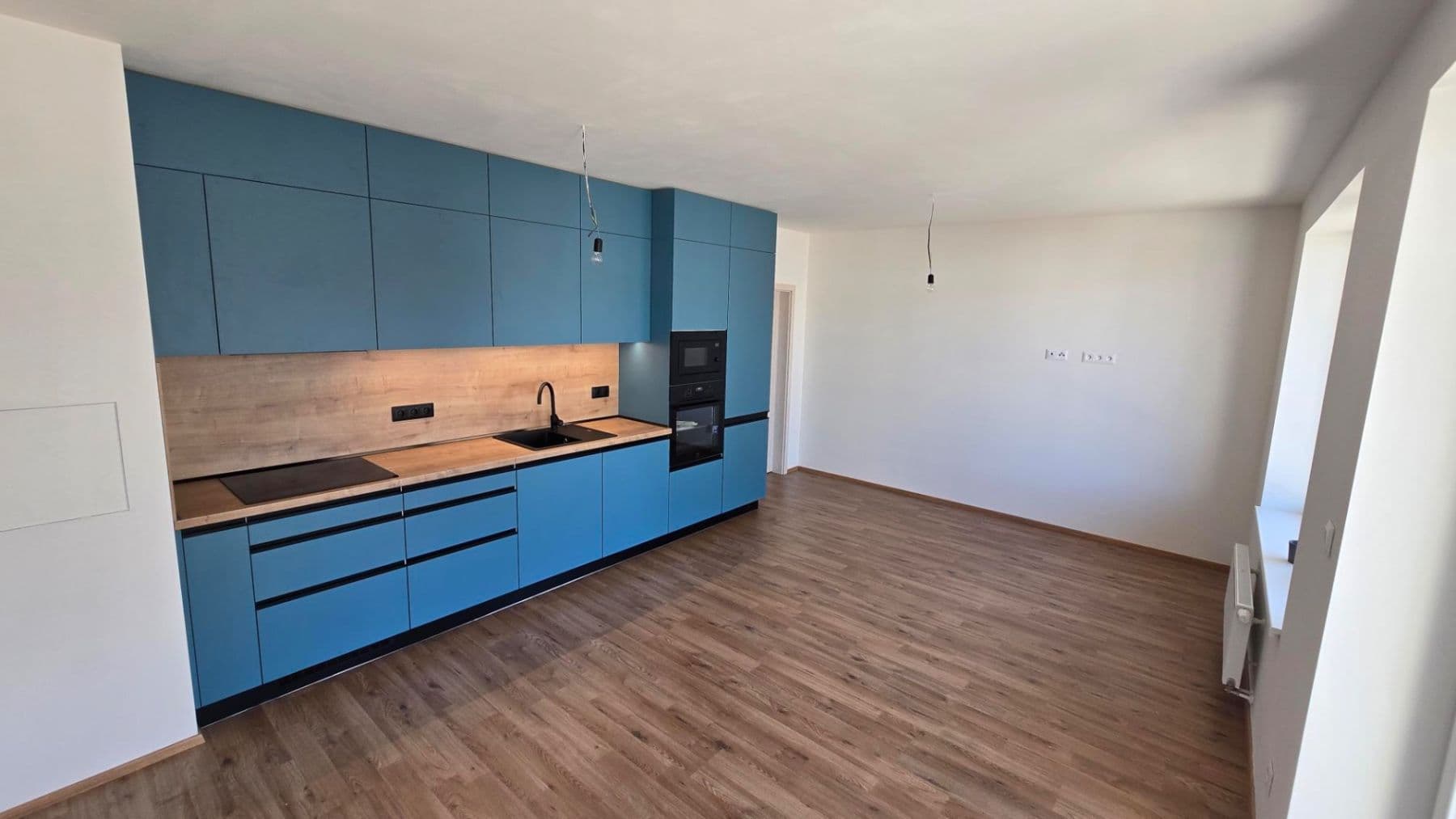 1 bedroom with open-plan kitchen flat to rent, 58 m², Nová Tesla, Pardubice, Pardubický Region 1 bedroom with open-plan kitchen flat to rent, 58 m², Nová Tesla, Pardubice, Pardubický Region