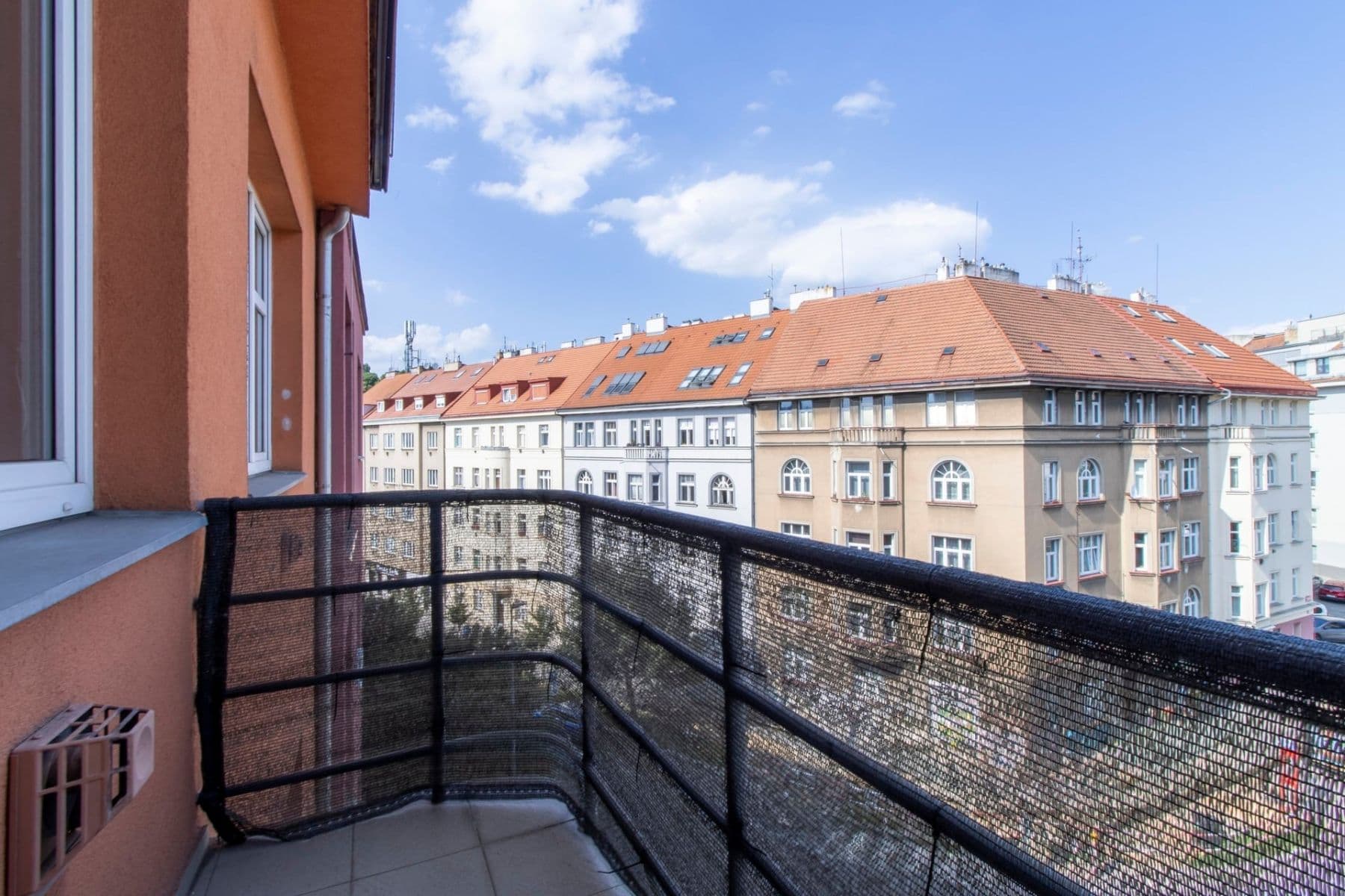 1 bedroom with open-plan kitchen flat to rent, 50 m², Levá, Prague, Prague 1 bedroom with open-plan kitchen flat to rent, 50 m², Levá, Prague, Prague