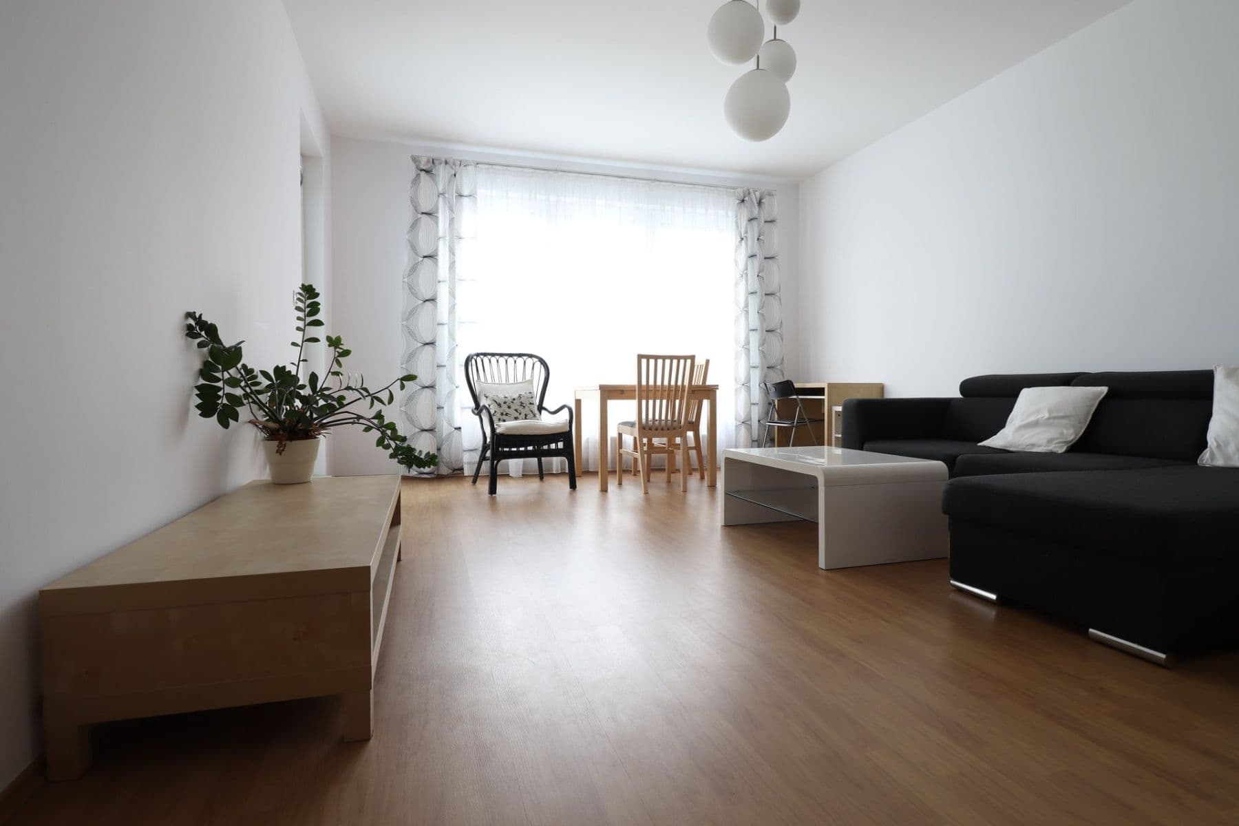 2 bedroom with open-plan kitchen flat to rent, 71 m², Chlebovická, Prague, Prague 2 bedroom with open-plan kitchen flat to rent, 71 m², Chlebovická, Prague, Prague