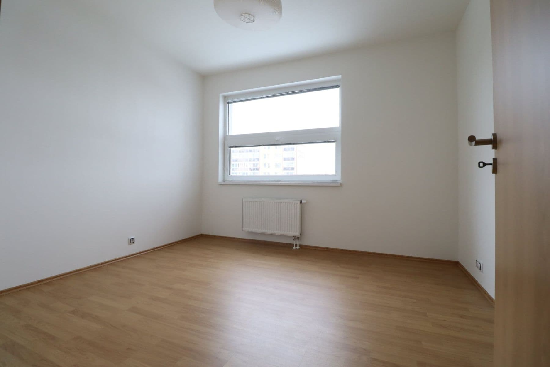 2 bedroom with open-plan kitchen flat to rent, 71 m², Chlebovická, Prague, Prague 2 bedroom with open-plan kitchen flat to rent, 71 m², Chlebovická, Prague, Prague
