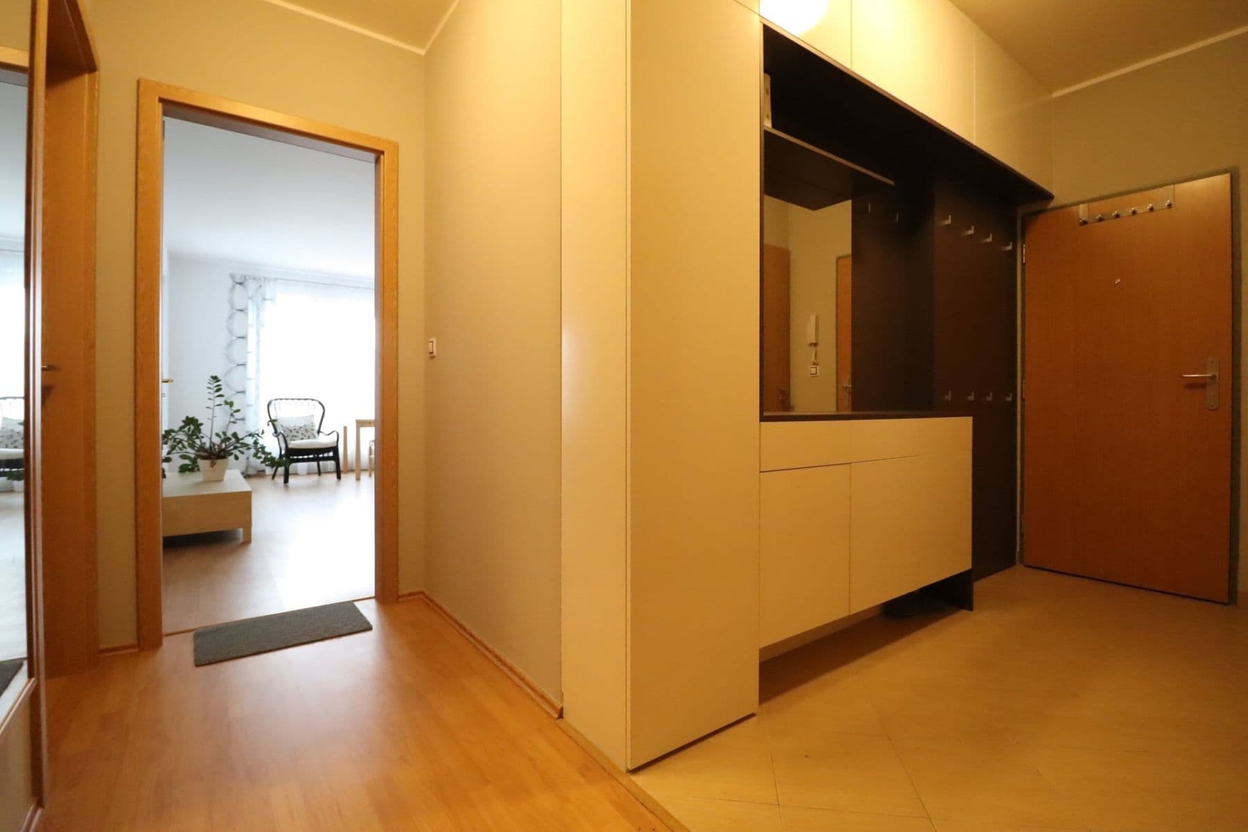 2 bedroom with open-plan kitchen flat to rent, 71 m², Chlebovická, Prague, Prague 2 bedroom with open-plan kitchen flat to rent, 71 m², Chlebovická, Prague, Prague
