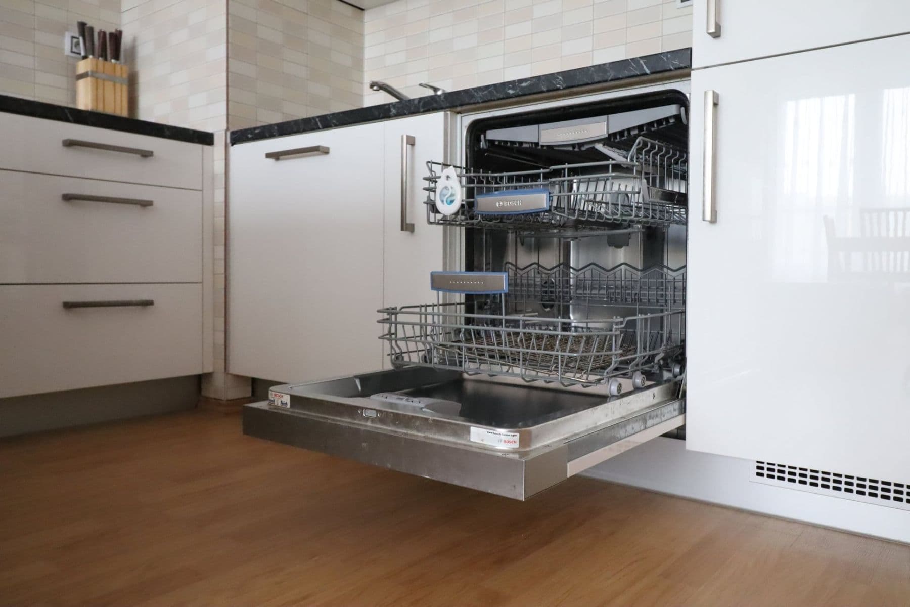 2 bedroom with open-plan kitchen flat to rent, 71 m², Chlebovická, Prague, Prague 2 bedroom with open-plan kitchen flat to rent, 71 m², Chlebovická, Prague, Prague
