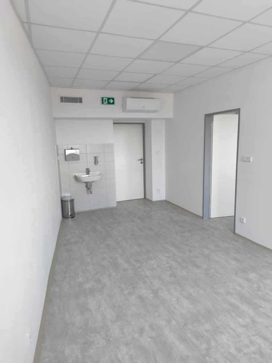 non-residential property to rent, 71 m², Tyršova, Sedlčany, Středočeský Region non-residential property to rent, 71 m², Tyršova, Sedlčany, Středočeský Region