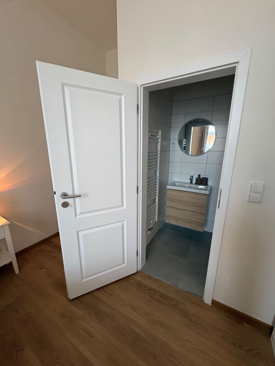 1 bedroom with open-plan kitchen flat to rent, 42 m², Poštovní, Rakovník, Středočeský Region 1 bedroom with open-plan kitchen flat to rent, 42 m², Poštovní, Rakovník, Středočeský Region