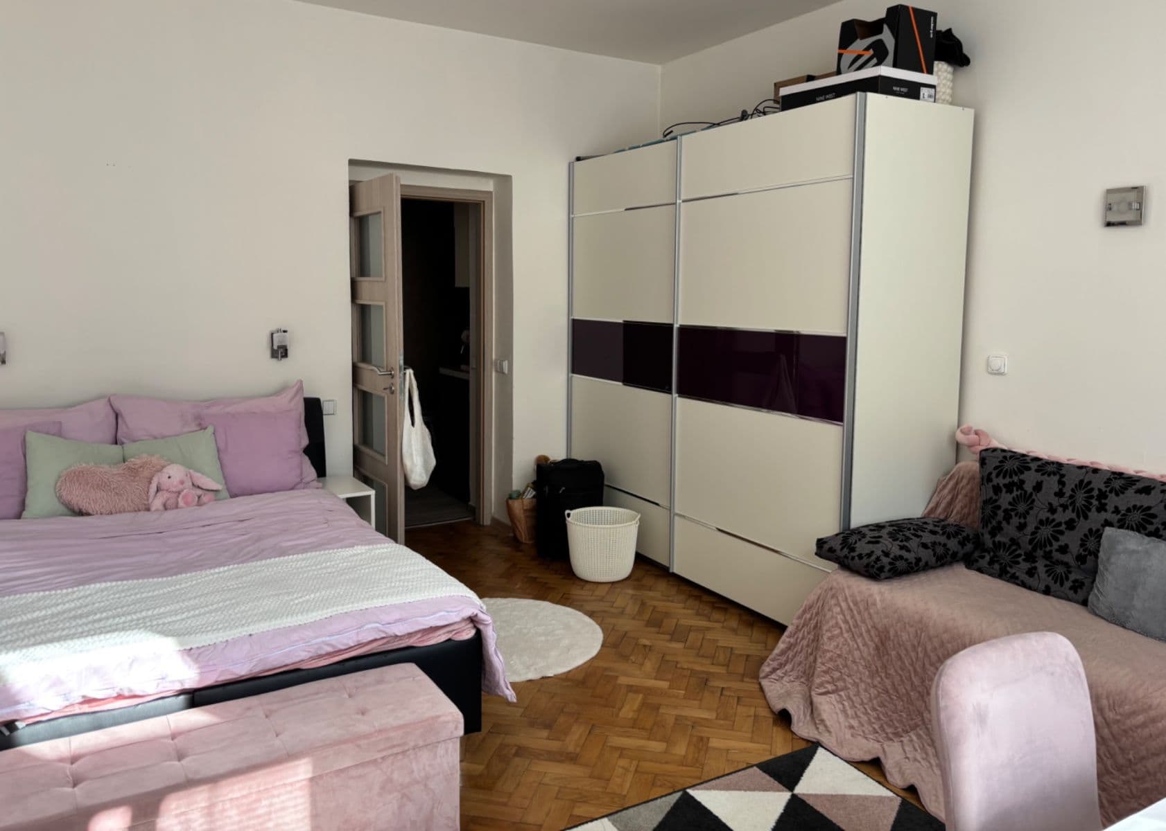 Studio flat to rent, 30 m², Žitomírská, Prague, Prague Studio flat to rent, 30 m², Žitomírská, Prague, Prague