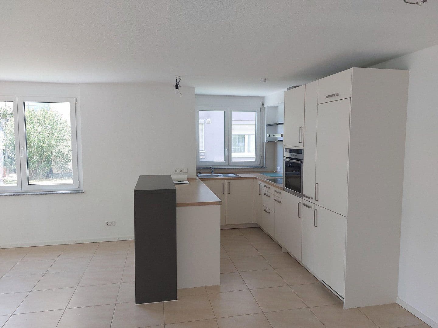 3 bedroom with open-plan kitchen flat for sale, 98 m², Magellanstraße 7, Leinfelden-Echterdingen, Baden-Württemberg 3 bedroom with open-plan kitchen flat for sale, 98 m², Magellanstraße 7, Leinfelden-Echterdingen, Baden-Württemberg