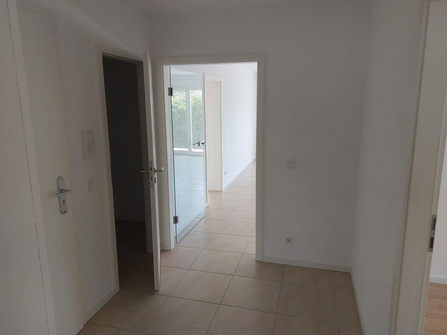 3 bedroom with open-plan kitchen flat for sale, 98 m², Magellanstraße 7, Leinfelden-Echterdingen, Baden-Württemberg 3 bedroom with open-plan kitchen flat for sale, 98 m², Magellanstraße 7, Leinfelden-Echterdingen, Baden-Württemberg