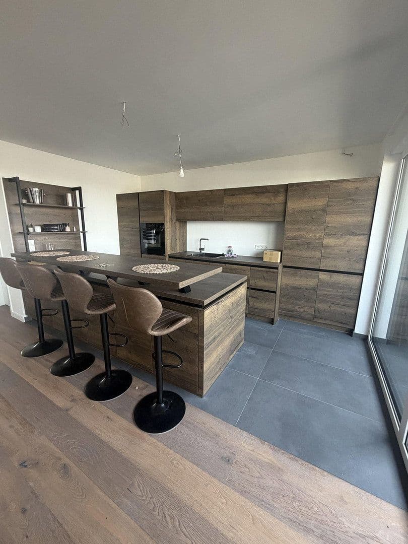 3 bedroom flat to rent, 118 m², Viktoriastr 43, Bochum, North Rhine-Westphalia 3 bedroom flat to rent, 118 m², Viktoriastr 43, Bochum, North Rhine-Westphalia