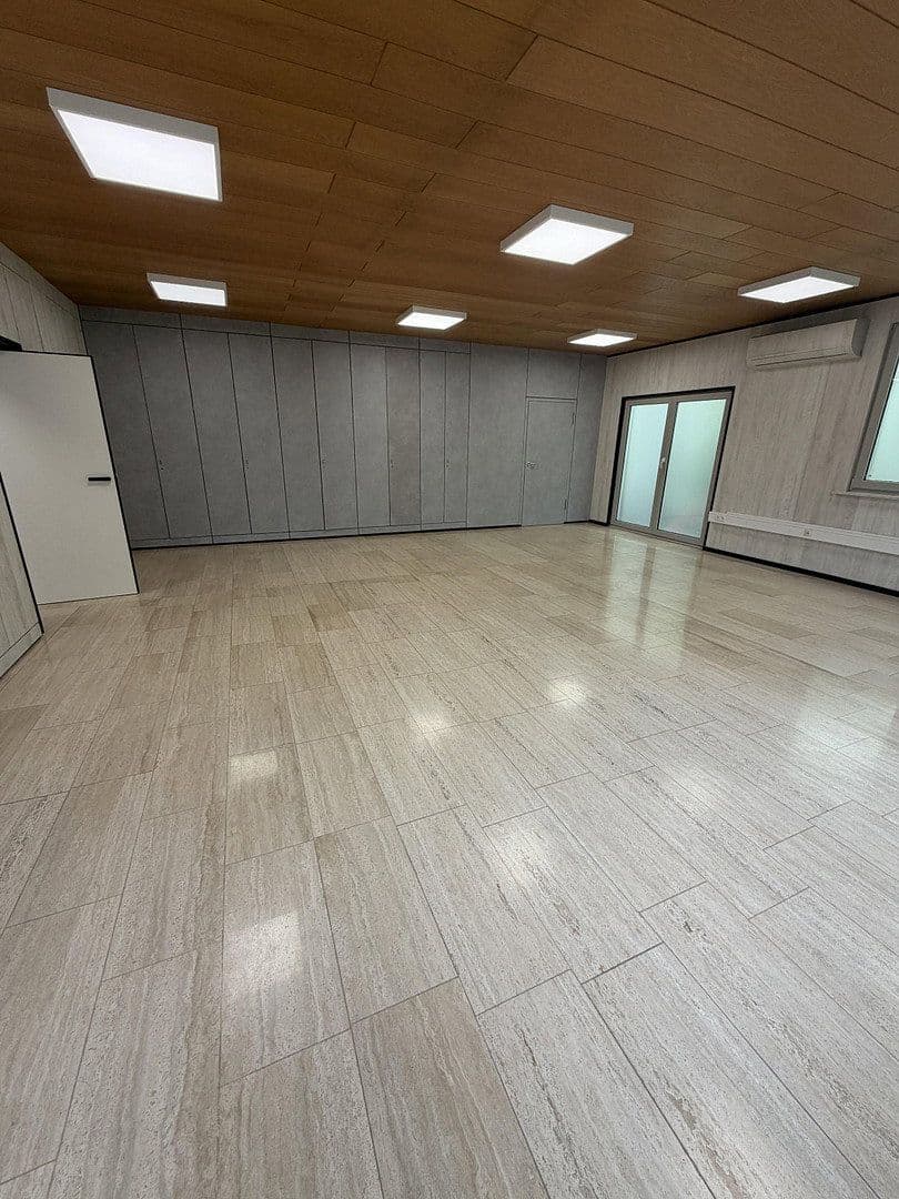 non-residential property to rent, 400 m², Esslingerstr.18, Altbach, Baden-Württemberg non-residential property to rent, 400 m², Esslingerstr.18, Altbach, Baden-Württemberg