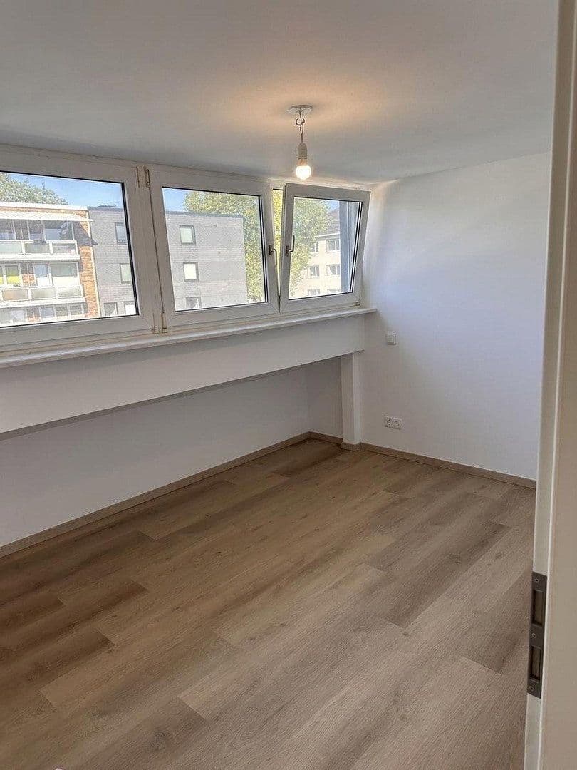 4 bedroom flat to rent, 72 m², Köln, North Rhine-Westphalia 4 bedroom flat to rent, 72 m², Köln, North Rhine-Westphalia