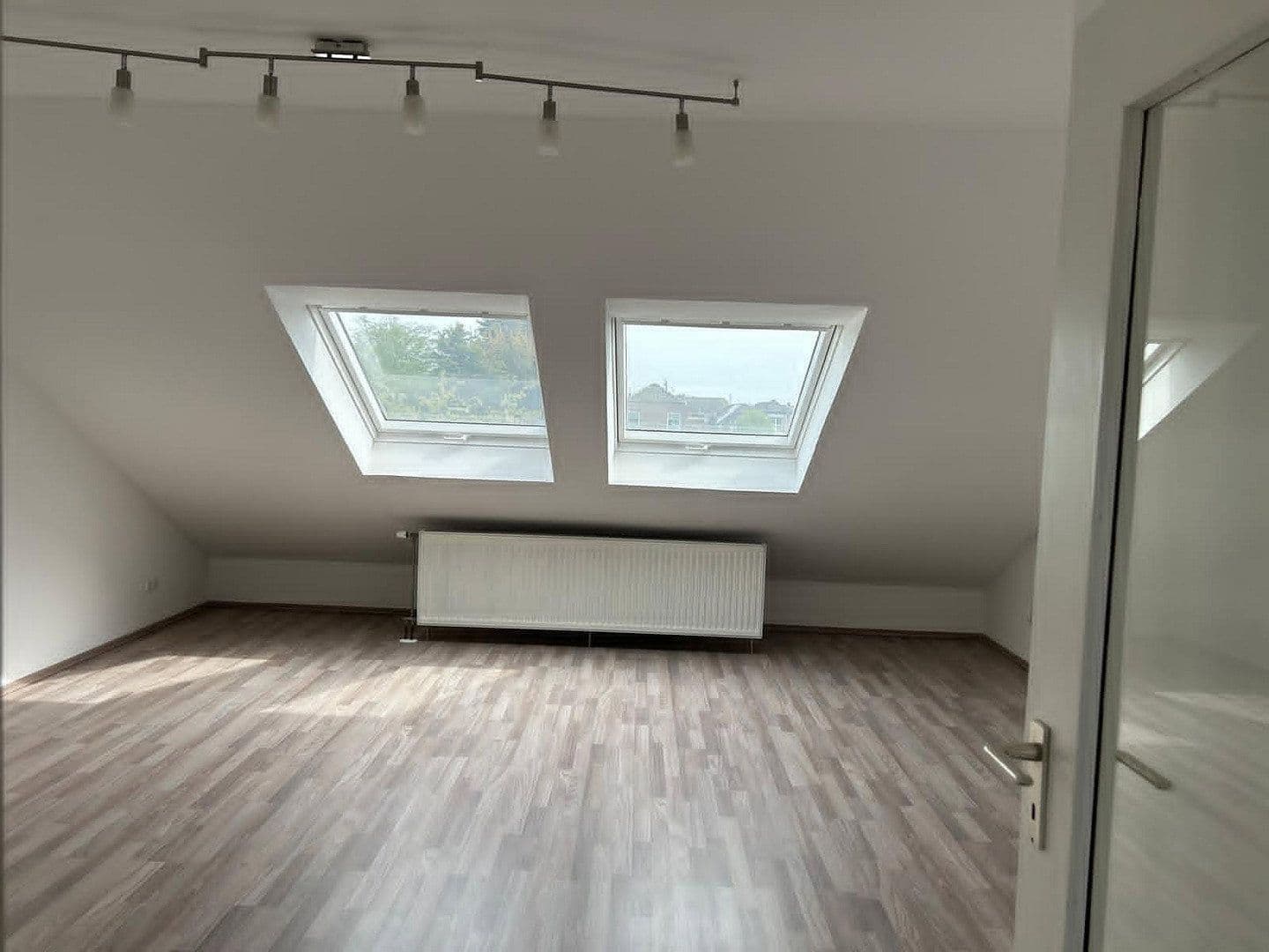 house for sale, 141 m², Duisburg, North Rhine-Westphalia house for sale, 141 m², Duisburg, North Rhine-Westphalia