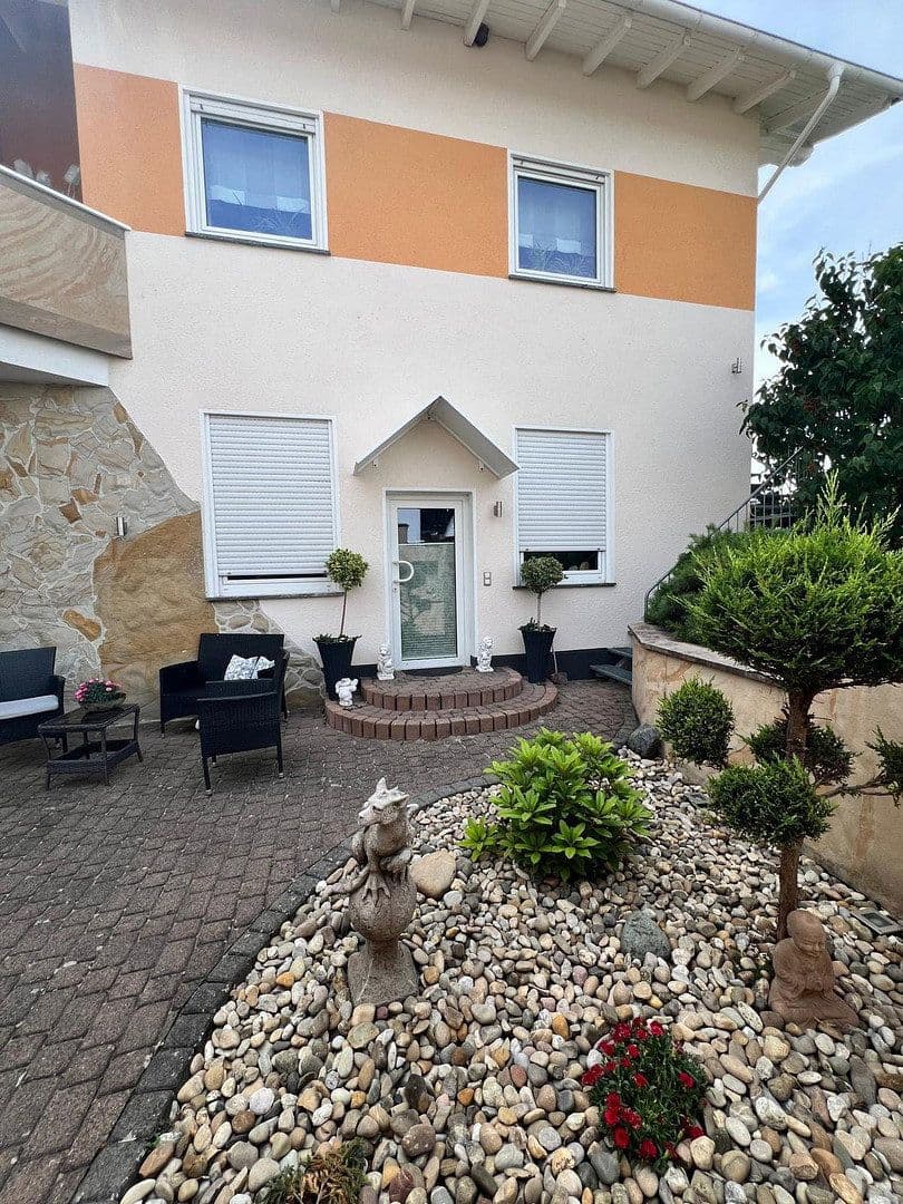 house for sale, 260 m², Mainhausen, Hesse house for sale, 260 m², Mainhausen, Hesse