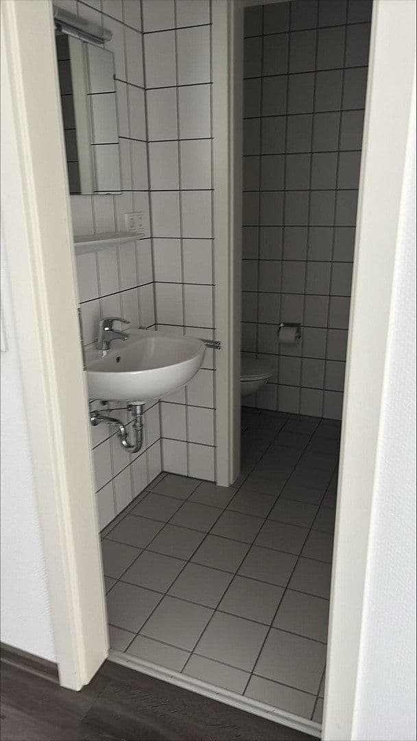 office to rent, 485 m², Frankfurt-Zeilsheim, Hesse office to rent, 485 m², Frankfurt-Zeilsheim, Hesse