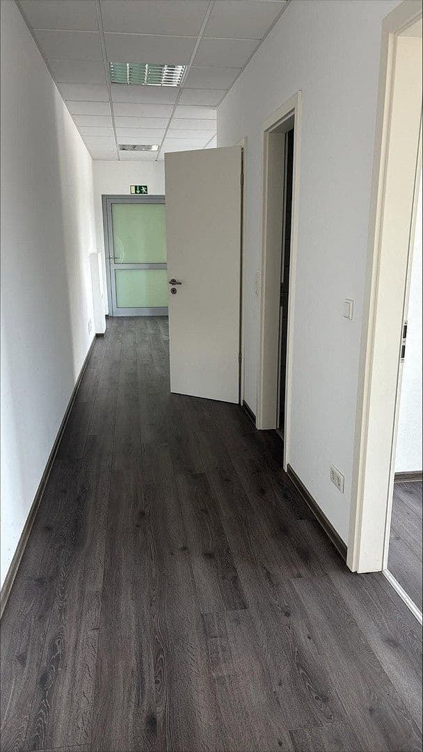 office to rent, 485 m², Frankfurt-Zeilsheim, Hesse office to rent, 485 m², Frankfurt-Zeilsheim, Hesse