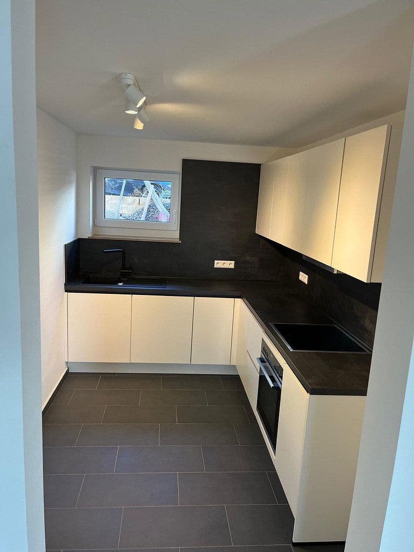 3 bedroom flat to rent, 79 m², Esslingen am Neckar, Baden-Württemberg 3 bedroom flat to rent, 79 m², Esslingen am Neckar, Baden-Württemberg