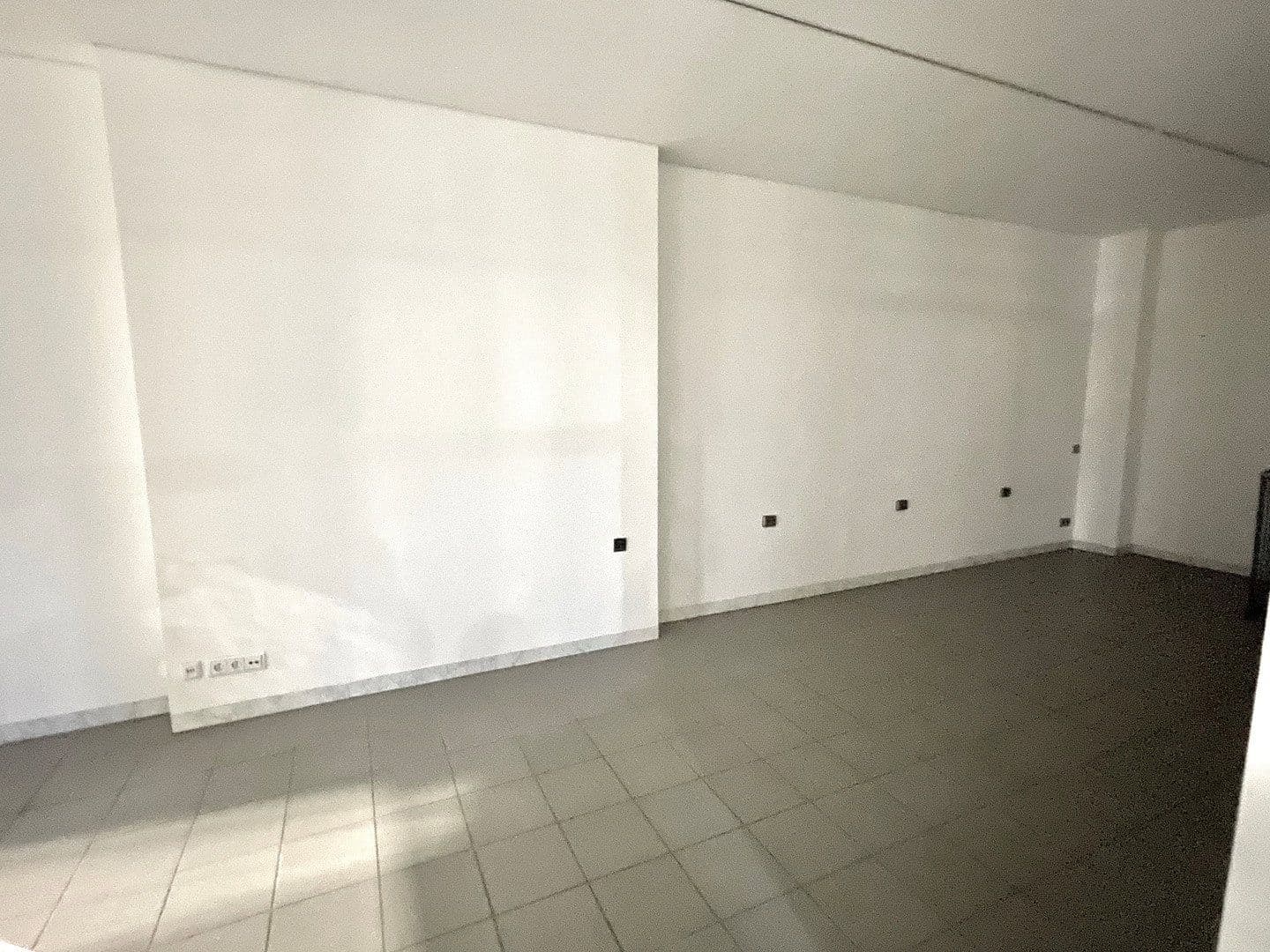 non-residential property to rent, 46 m², Mönchengladbach-Rheydt, North Rhine-Westphalia non-residential property to rent, 46 m², Mönchengladbach-Rheydt, North Rhine-Westphalia