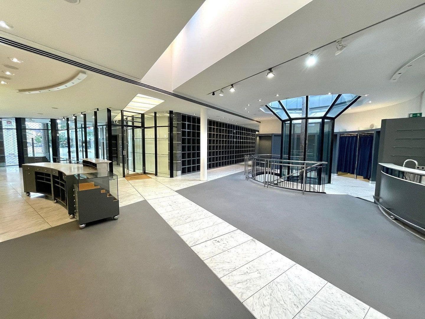 non-residential property to rent, 350 m², Mönchengladbach-Rheydt, North Rhine-Westphalia non-residential property to rent, 350 m², Mönchengladbach-Rheydt, North Rhine-Westphalia