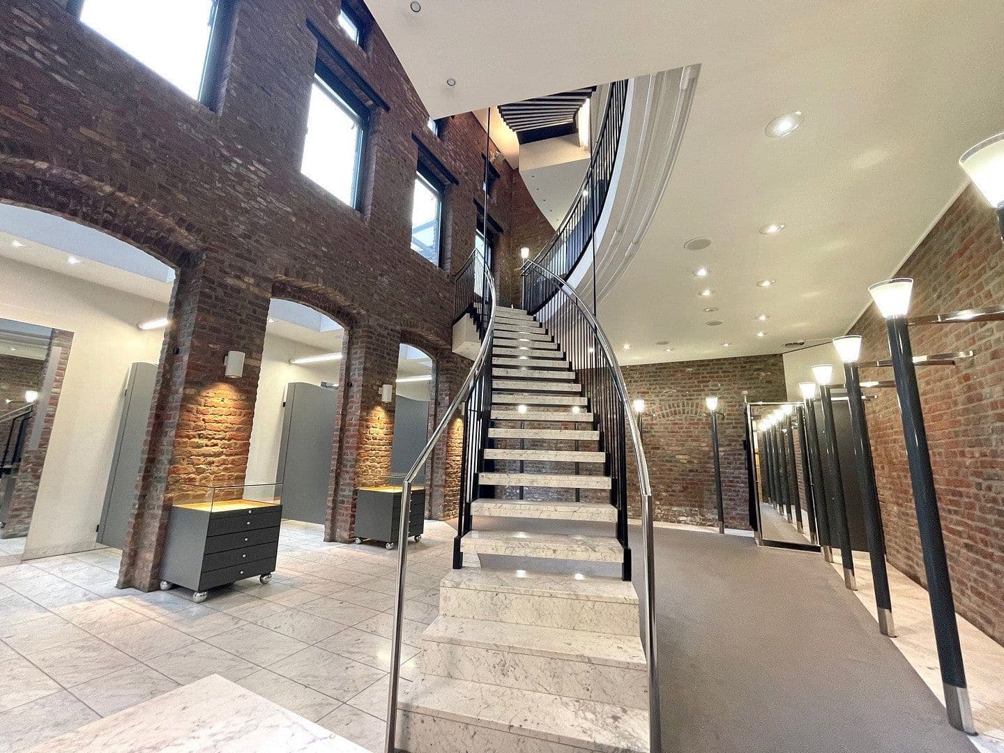 non-residential property to rent, 350 m², Mönchengladbach-Rheydt, North Rhine-Westphalia non-residential property to rent, 350 m², Mönchengladbach-Rheydt, North Rhine-Westphalia