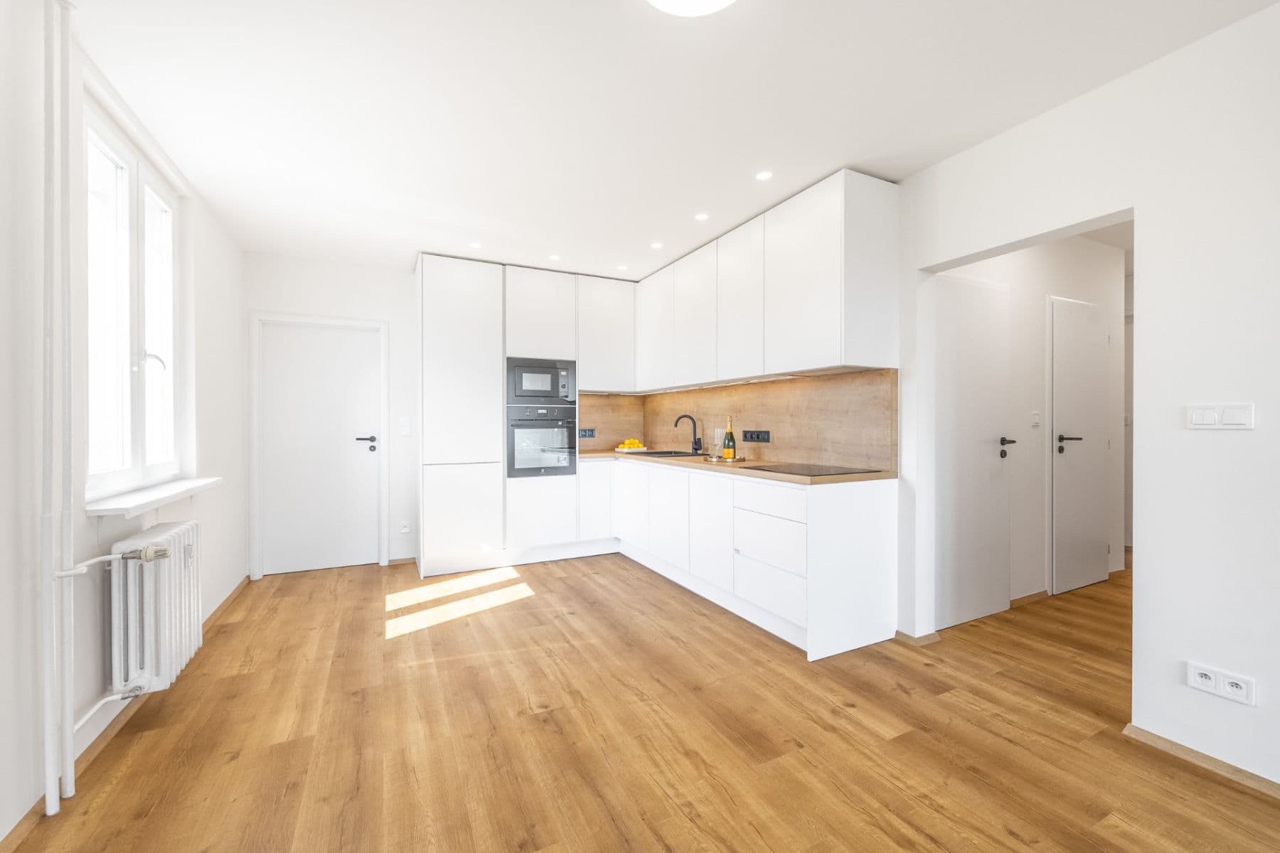3 bedroom with open-plan kitchen flat for sale, 86 m², Špirkova, Prague, Prague 3 bedroom with open-plan kitchen flat for sale, 86 m², Špirkova, Prague, Prague