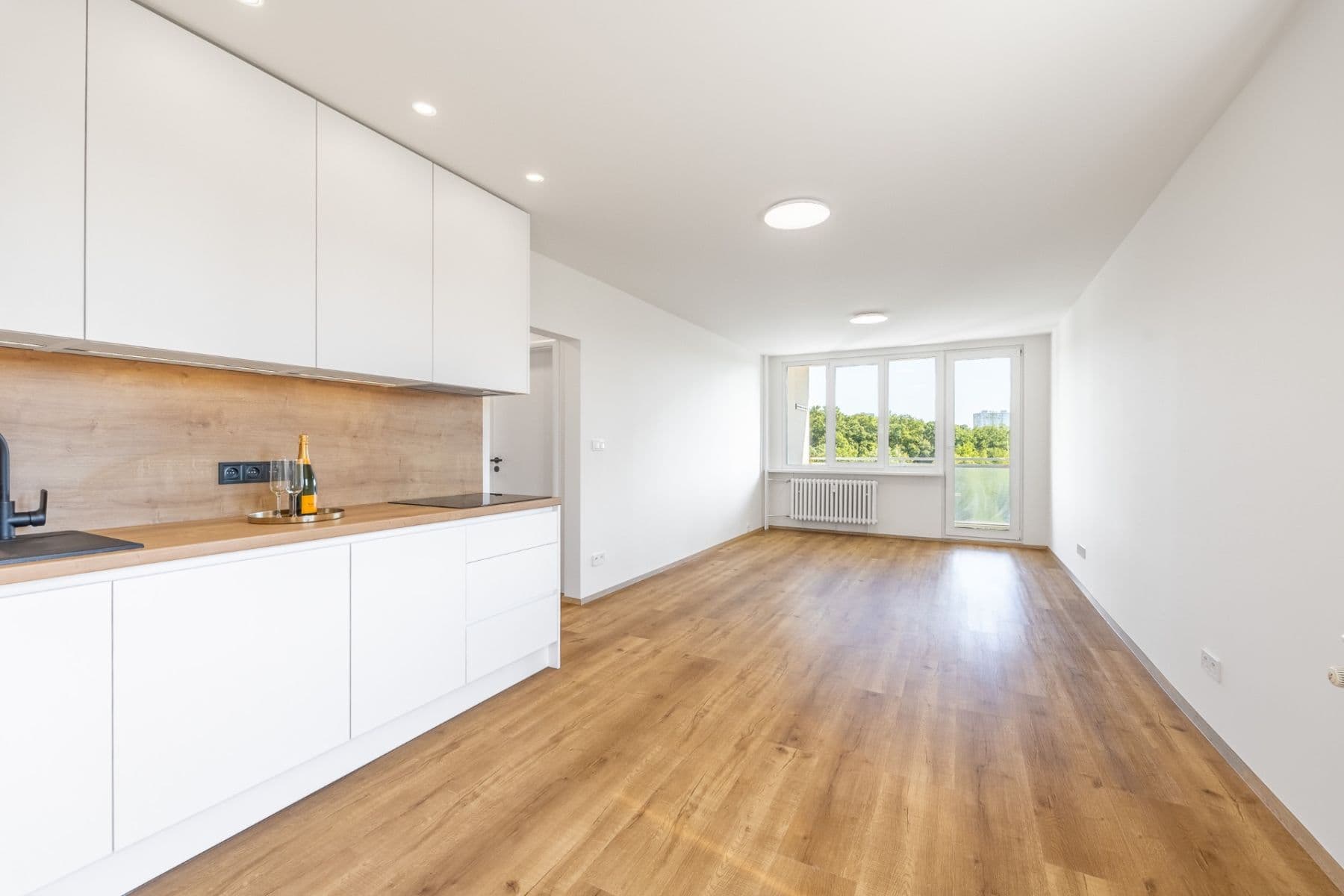 3 bedroom with open-plan kitchen flat for sale, 86 m², Špirkova, Prague, Prague 3 bedroom with open-plan kitchen flat for sale, 86 m², Špirkova, Prague, Prague