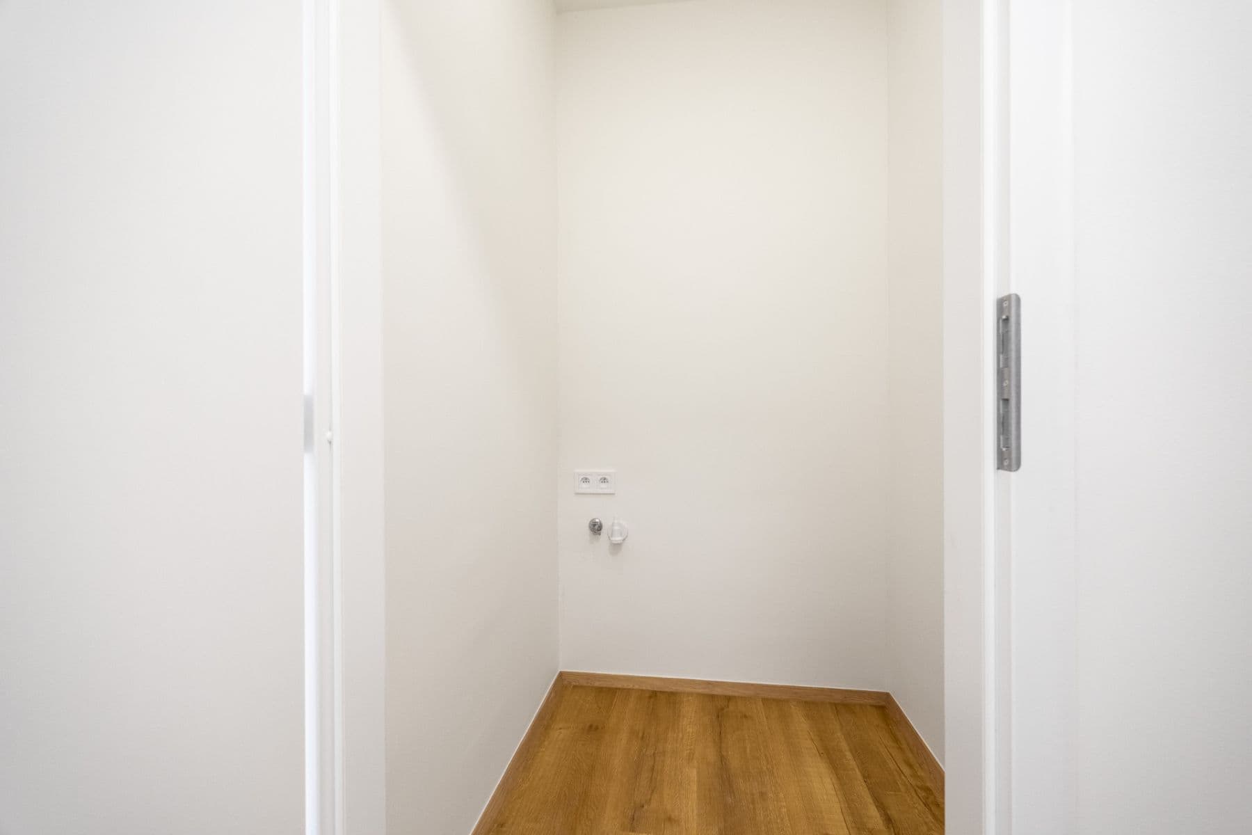 3 bedroom with open-plan kitchen flat for sale, 86 m², Špirkova, Prague, Prague 3 bedroom with open-plan kitchen flat for sale, 86 m², Špirkova, Prague, Prague