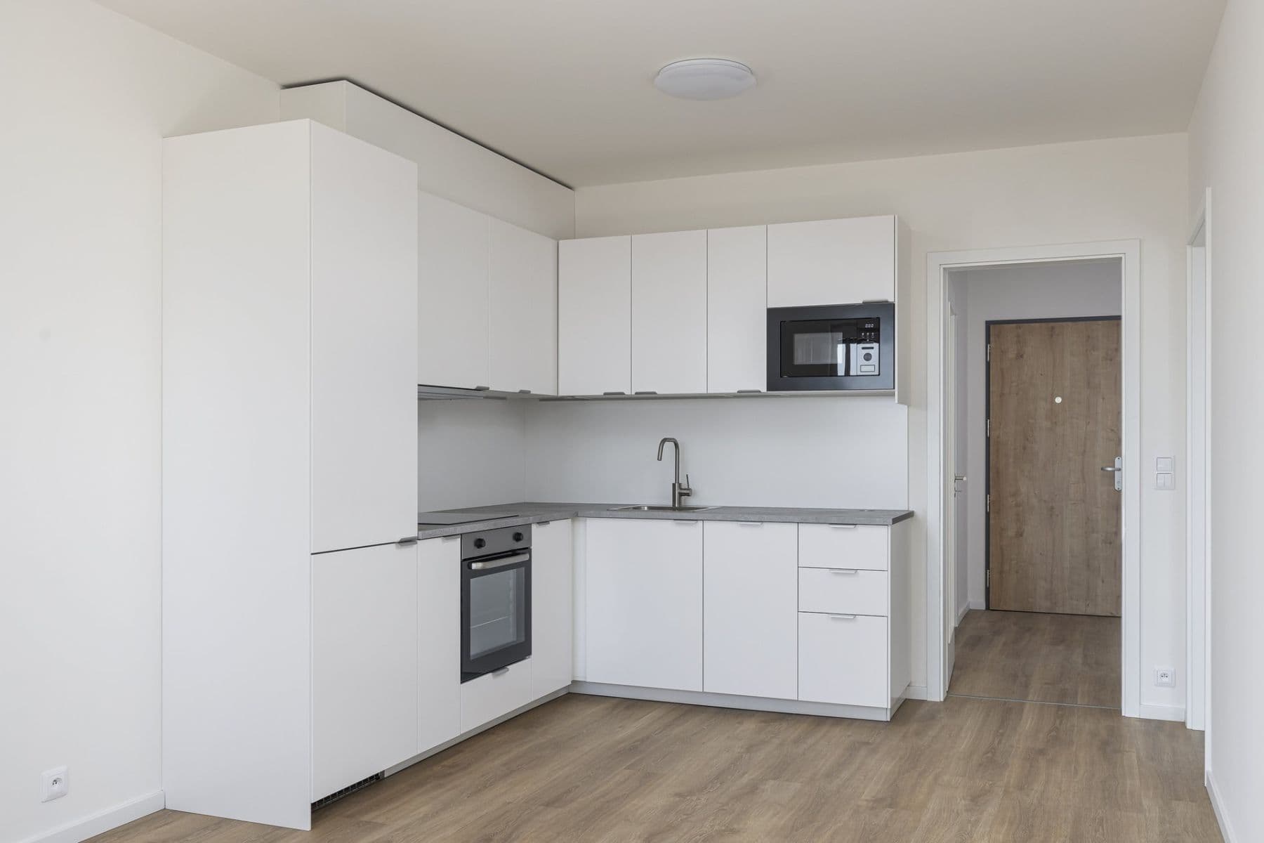 1 bedroom with open-plan kitchen flat to rent, 48 m², Divíškové, Prague, Prague 1 bedroom with open-plan kitchen flat to rent, 48 m², Divíškové, Prague, Prague