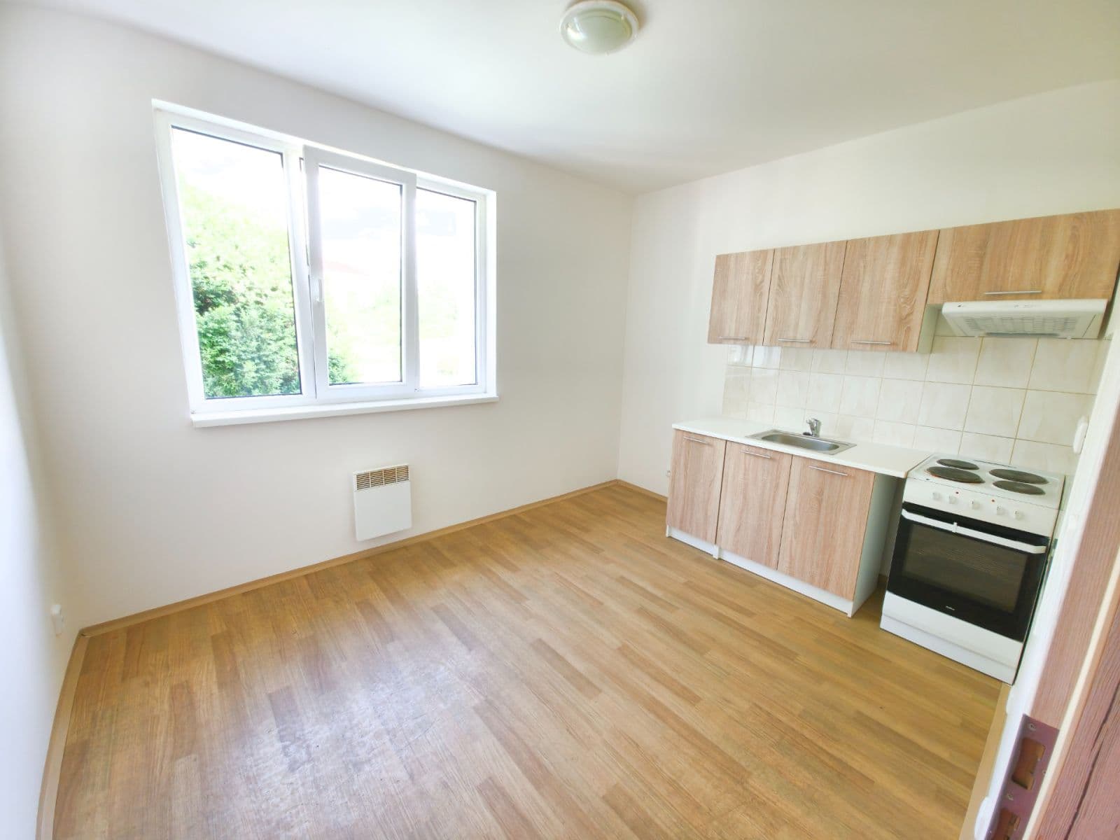 1 bedroom flat to rent, 33 m², Mládežnická, Mšené-lázně, Ústecký Region 1 bedroom flat to rent, 33 m², Mládežnická, Mšené-lázně, Ústecký Region