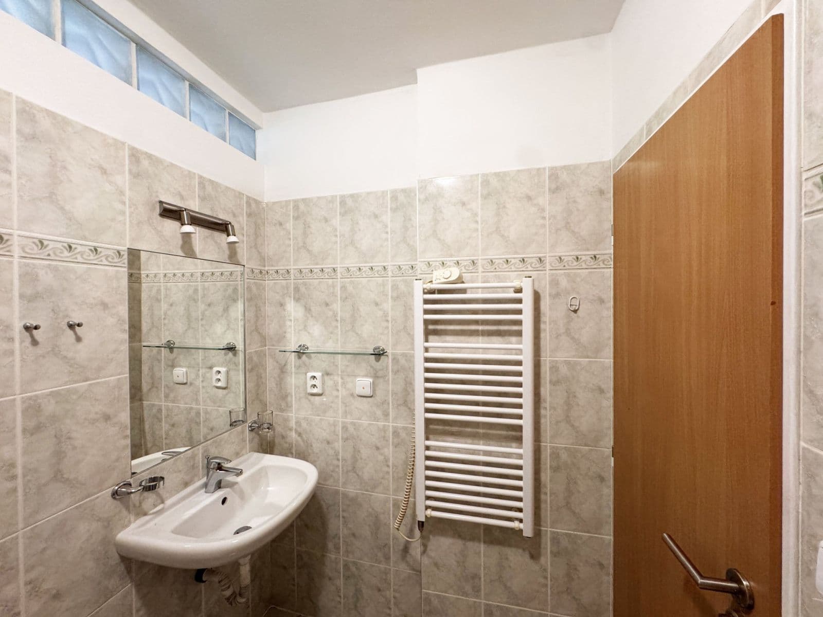 2 bedroom with open-plan kitchen flat to rent, 70 m², Jílovská, Prague, Prague 2 bedroom with open-plan kitchen flat to rent, 70 m², Jílovská, Prague, Prague