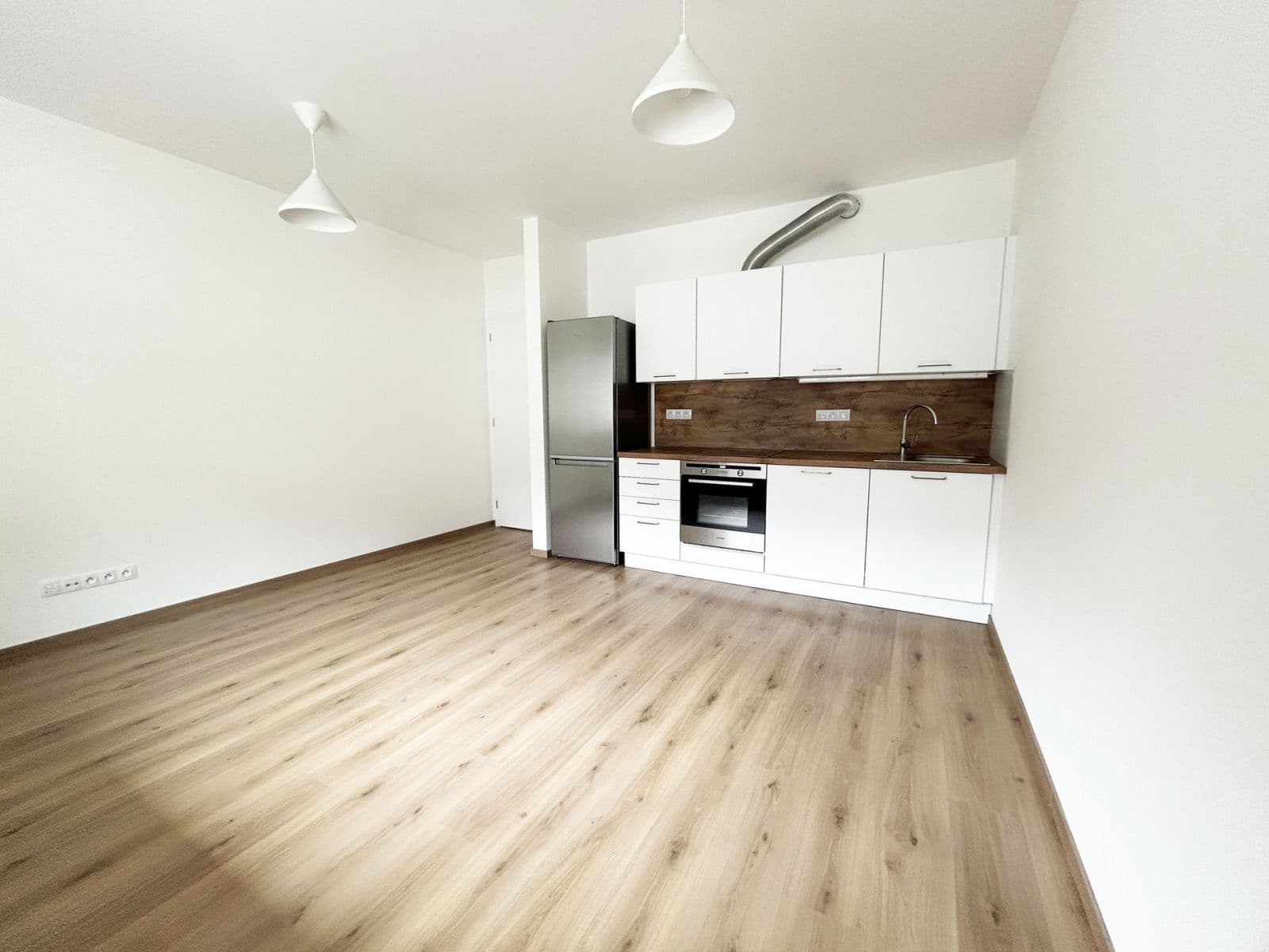 1 bedroom with open-plan kitchen flat to rent, 48 m², Kovářská, Prague, Prague 1 bedroom with open-plan kitchen flat to rent, 48 m², Kovářská, Prague, Prague