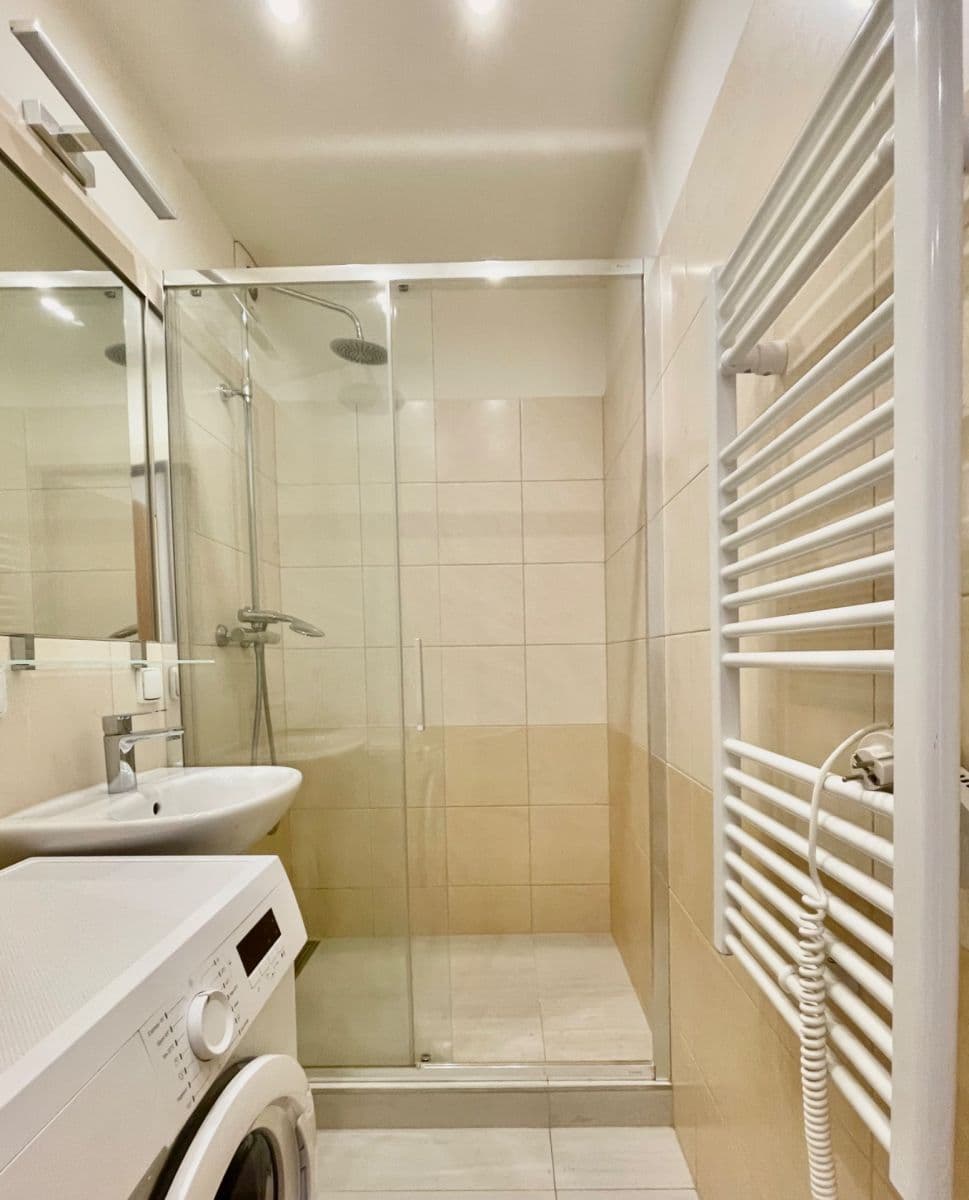 1 bedroom flat for sale, 34 m², Trytova, Prague, Prague 1 bedroom flat for sale, 34 m², Trytova, Prague, Prague